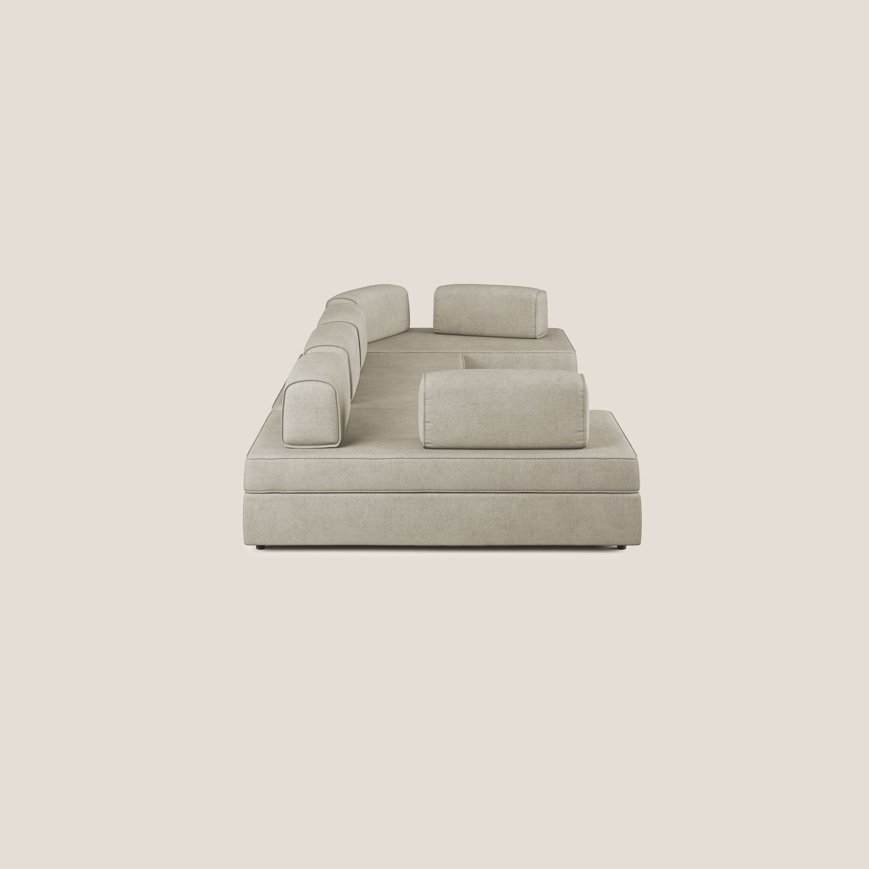 Liberty divano panoramico con pouf estraibile e schienali movibili in tessuto morbido impermeabile T02 panna - divani.store