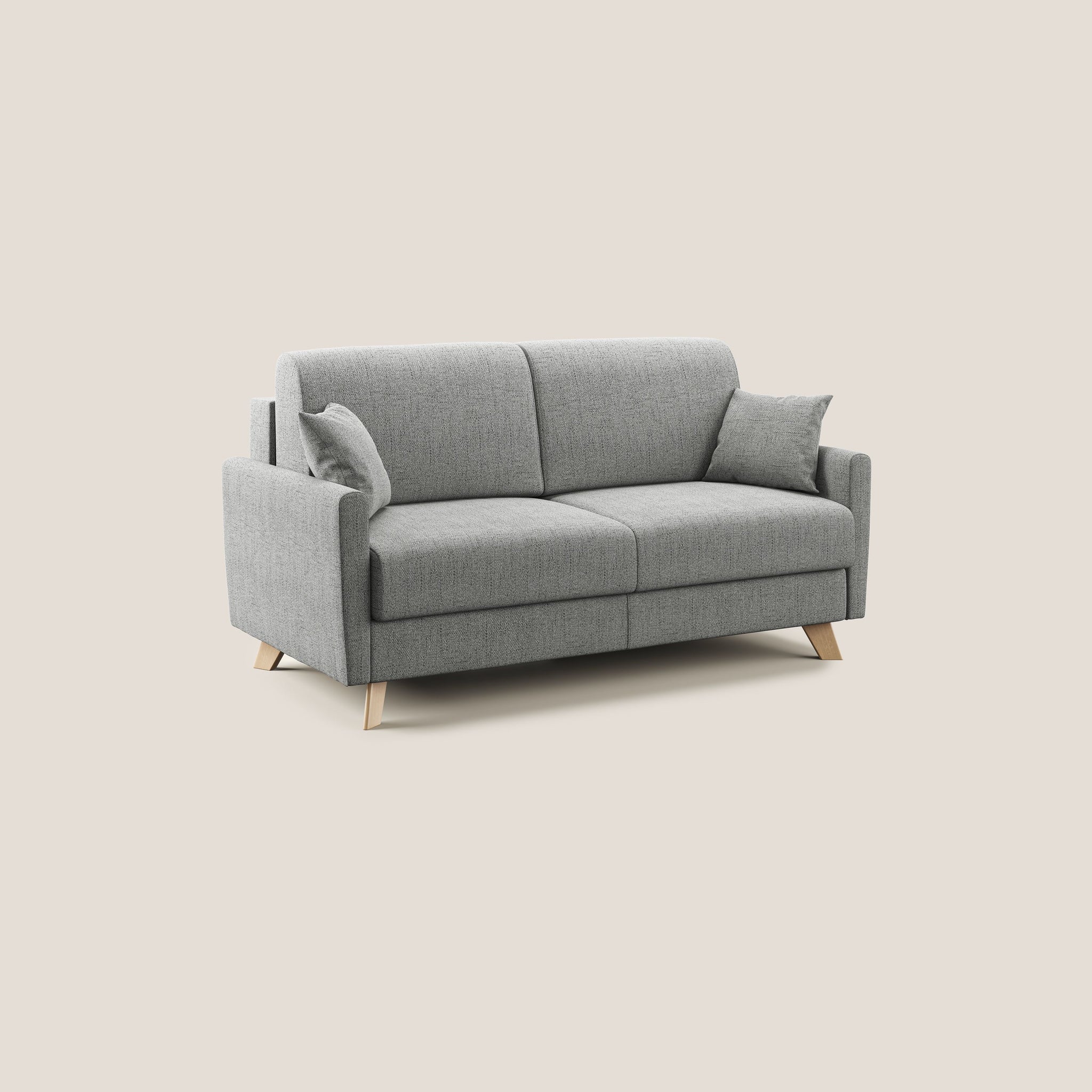 Il divano letto Edgar, da 200 cm con materasso da 160x197 cm, di Divani.Store, è esposto su uno sfondo beige semplice. Questo pezzo grigio chiaro vanta un design moderno con due grandi cuscini di seduta, uno schienale imbottito e un cuscino abbinato posizionato sul lato destro. È dotato di braccioli eleganti e gambe in legno angolate verso l'esterno per il supporto. Il tessuto utilizzato è il materiale impermeabile T03 in grigio chiaro.