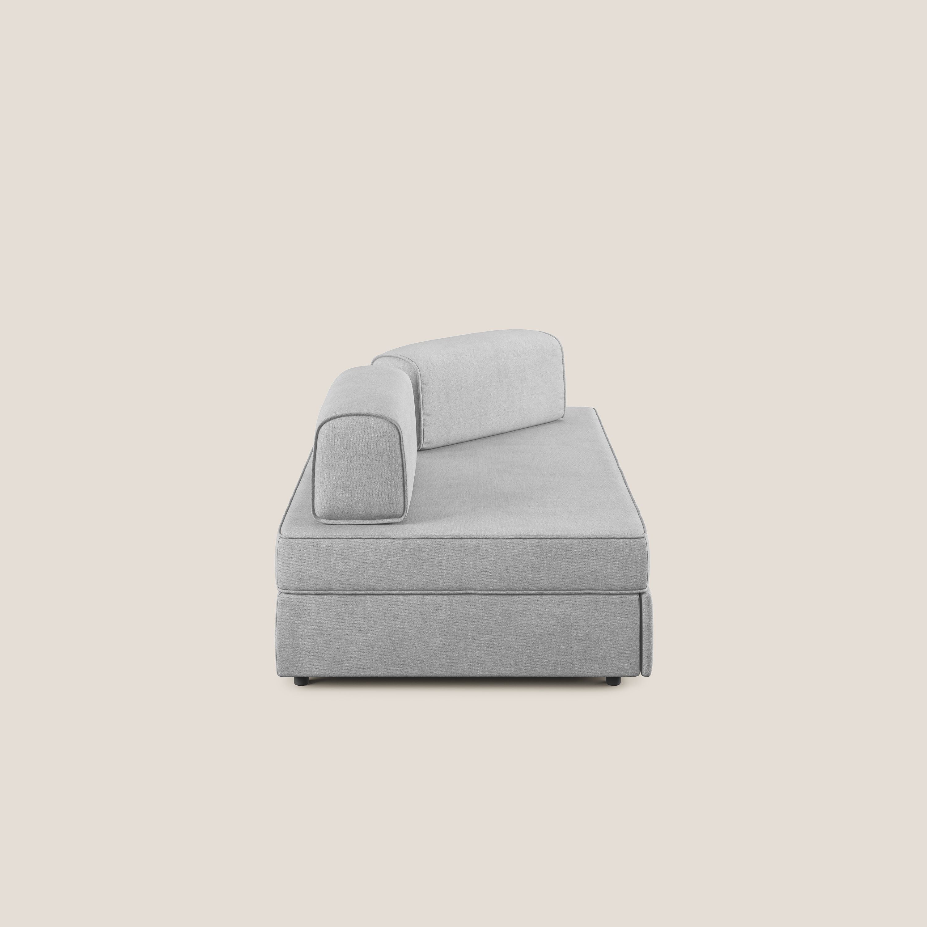 Liberty divano con pouf estraibile e schienali movibili in tessuto morbido impermeabile T02 grigio chiaro - divani.store
