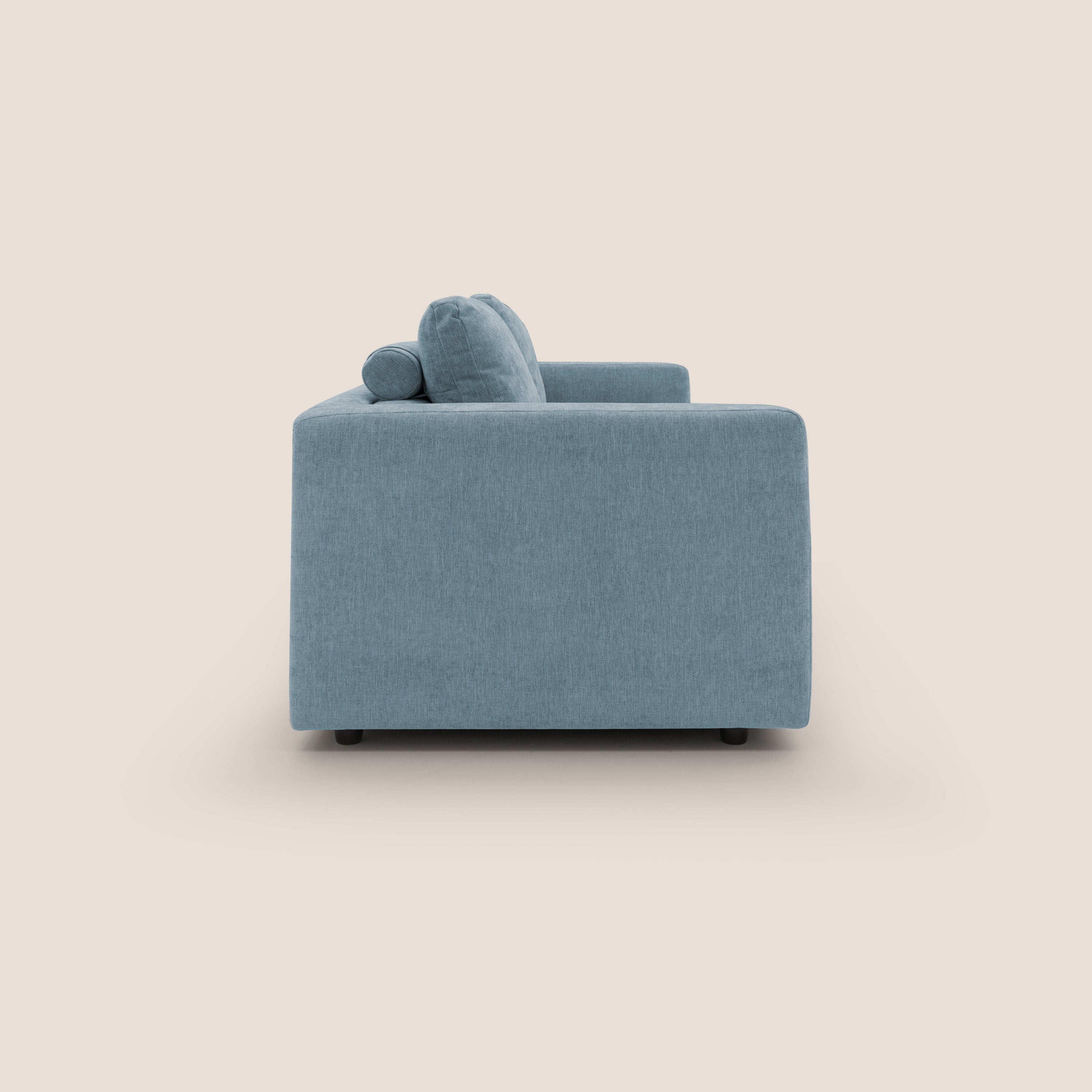 Freia Divano letto minimal materasso h15 cm con morbidi schienali in tessuto impermeabile T14 carta da zucchero - divani.store