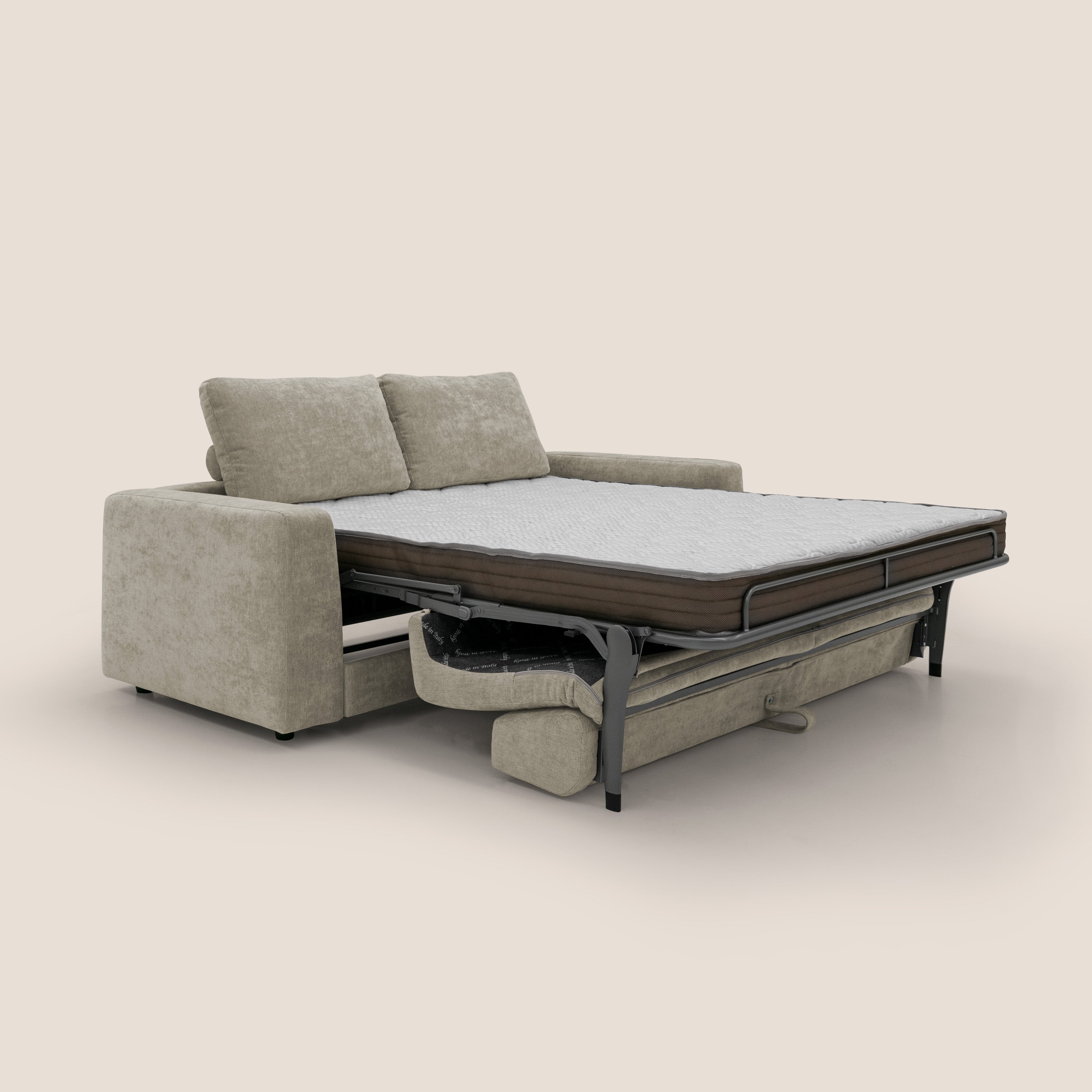 Freia Divano letto minimal materasso h15 cm con morbidi schienali in tessuto impermeabile T14 tortora - divani.store