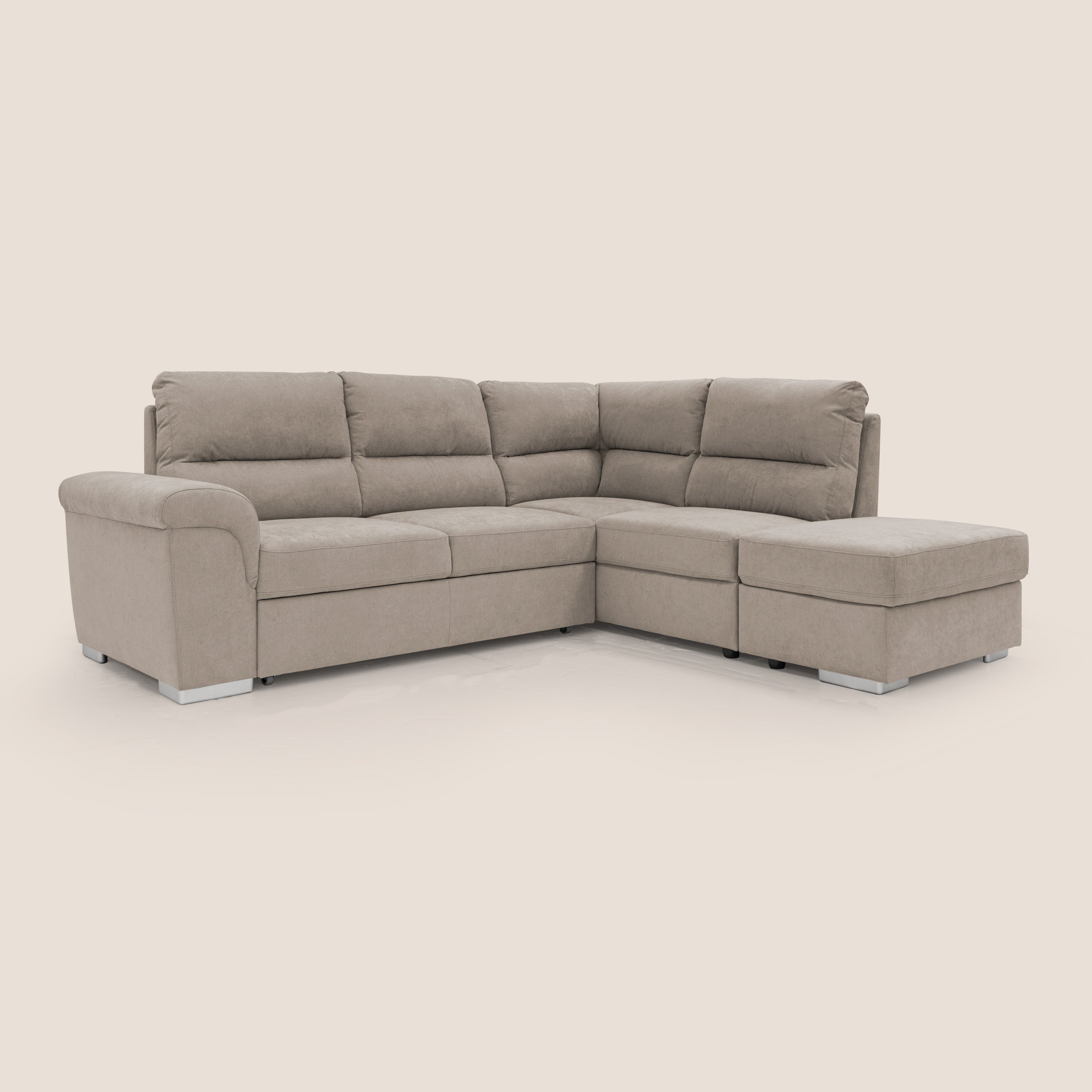 Minerva divano angolare con estraibile a cassettone e pouf contenitore in tessuto morbido impermeabile T02 beige - divani.store