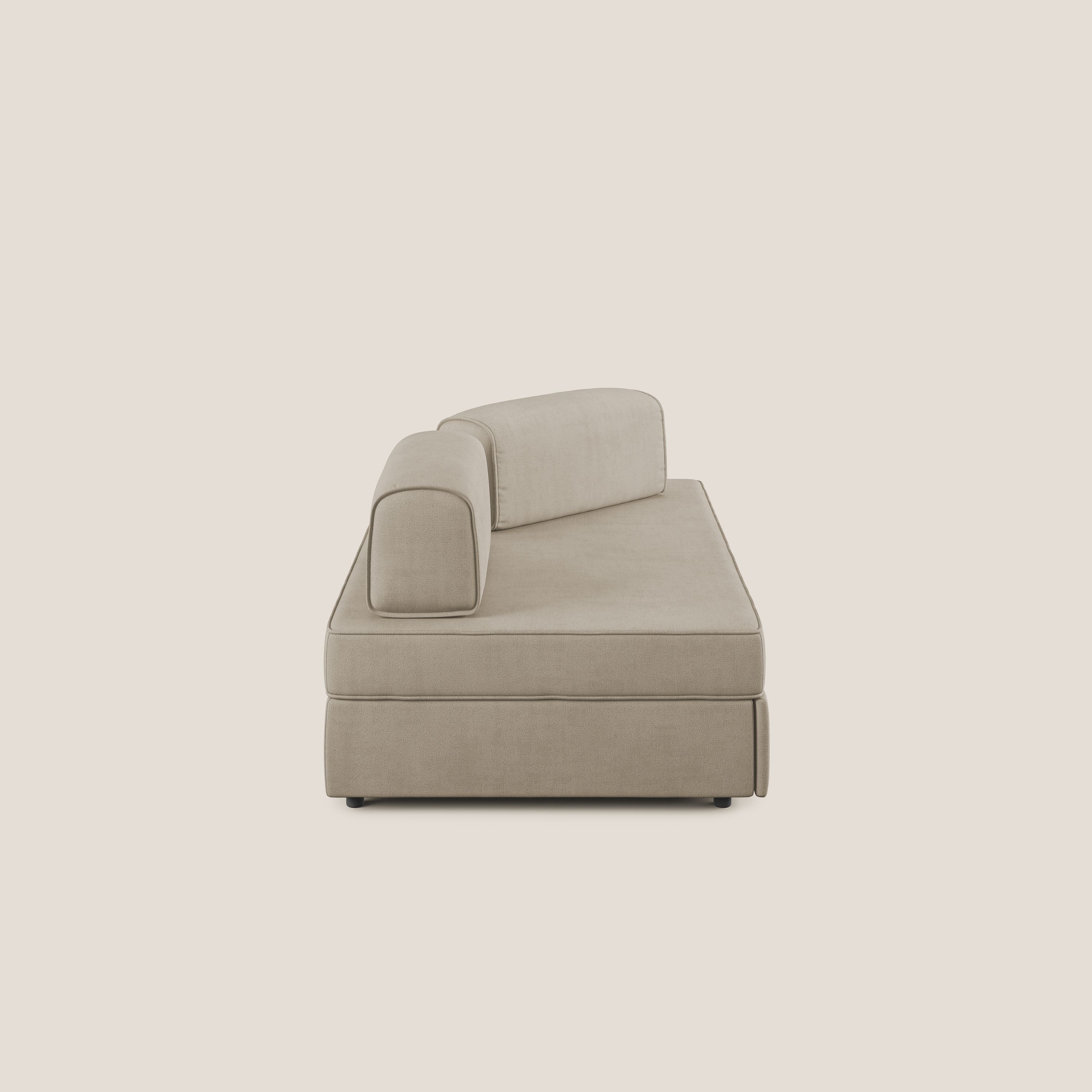 Liberty divano con pouf estraibile e schienali movibili in tessuto morbido impermeabile T02 beige - divani.store