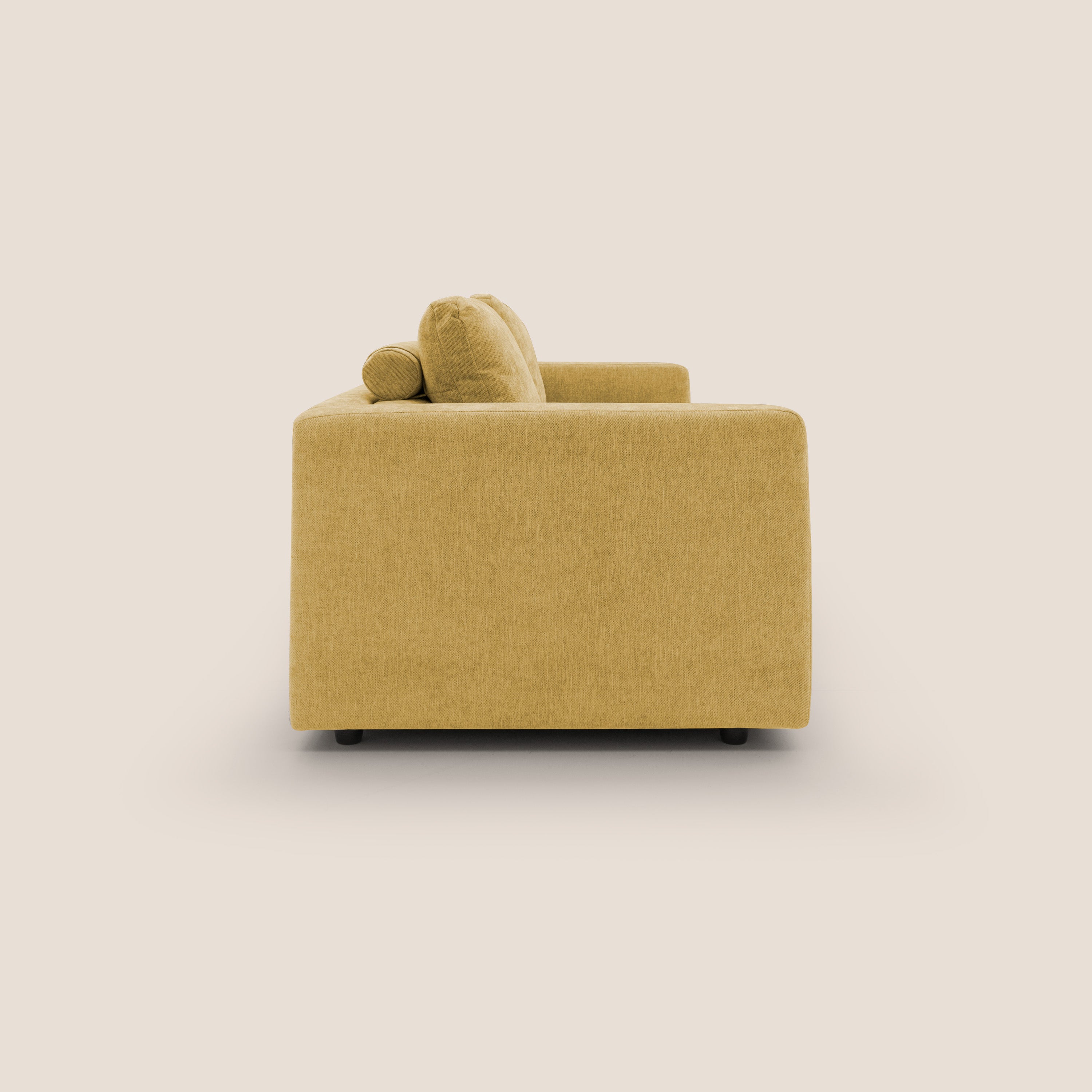 Freia Divano letto minimal materasso h15 cm con morbidi schienali in tessuto impermeabile T14 giallo - divani.store