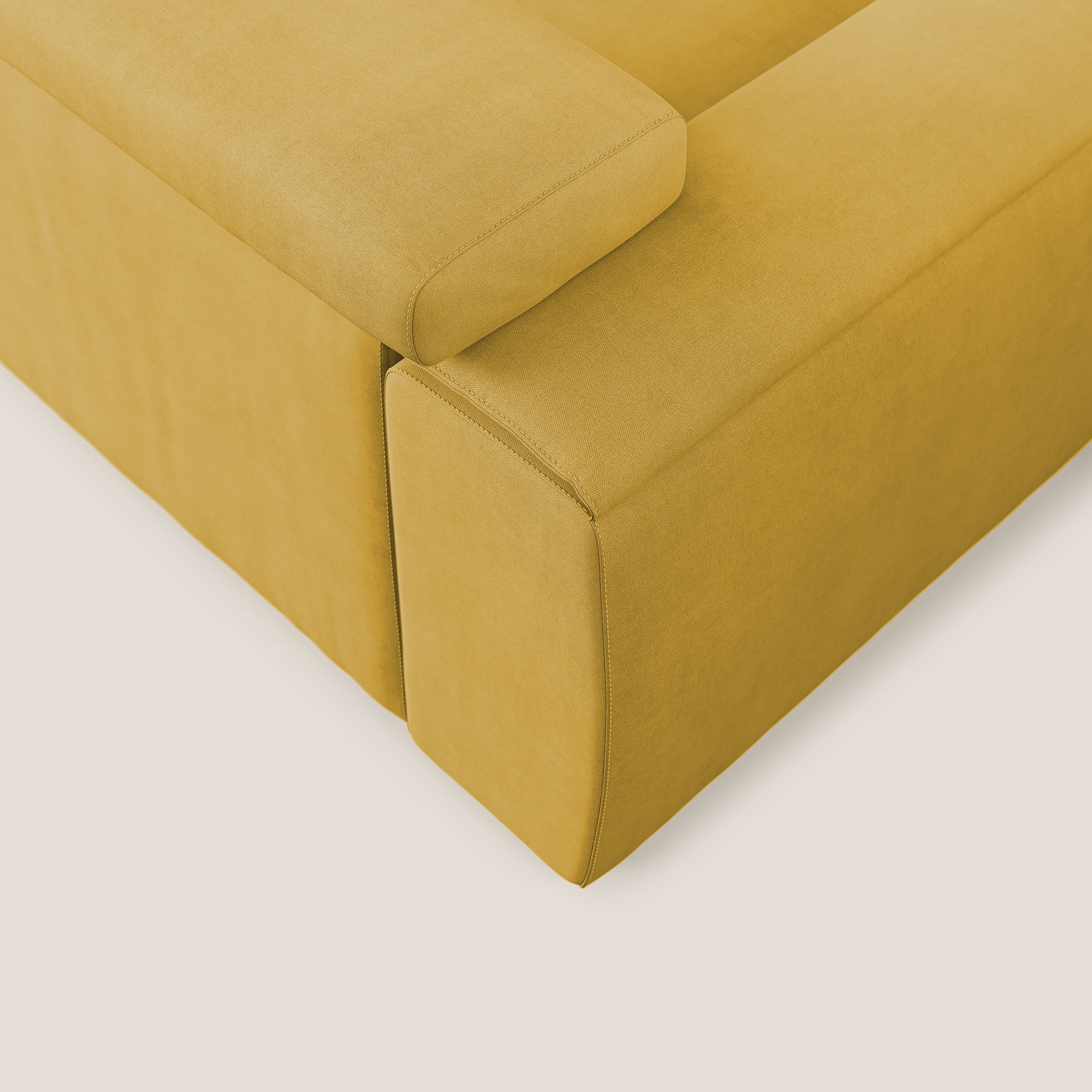 Zeno Divano con pouf estraibile poggiapiedi in tessuto morbido impermeabile T02 giallo - divani.store