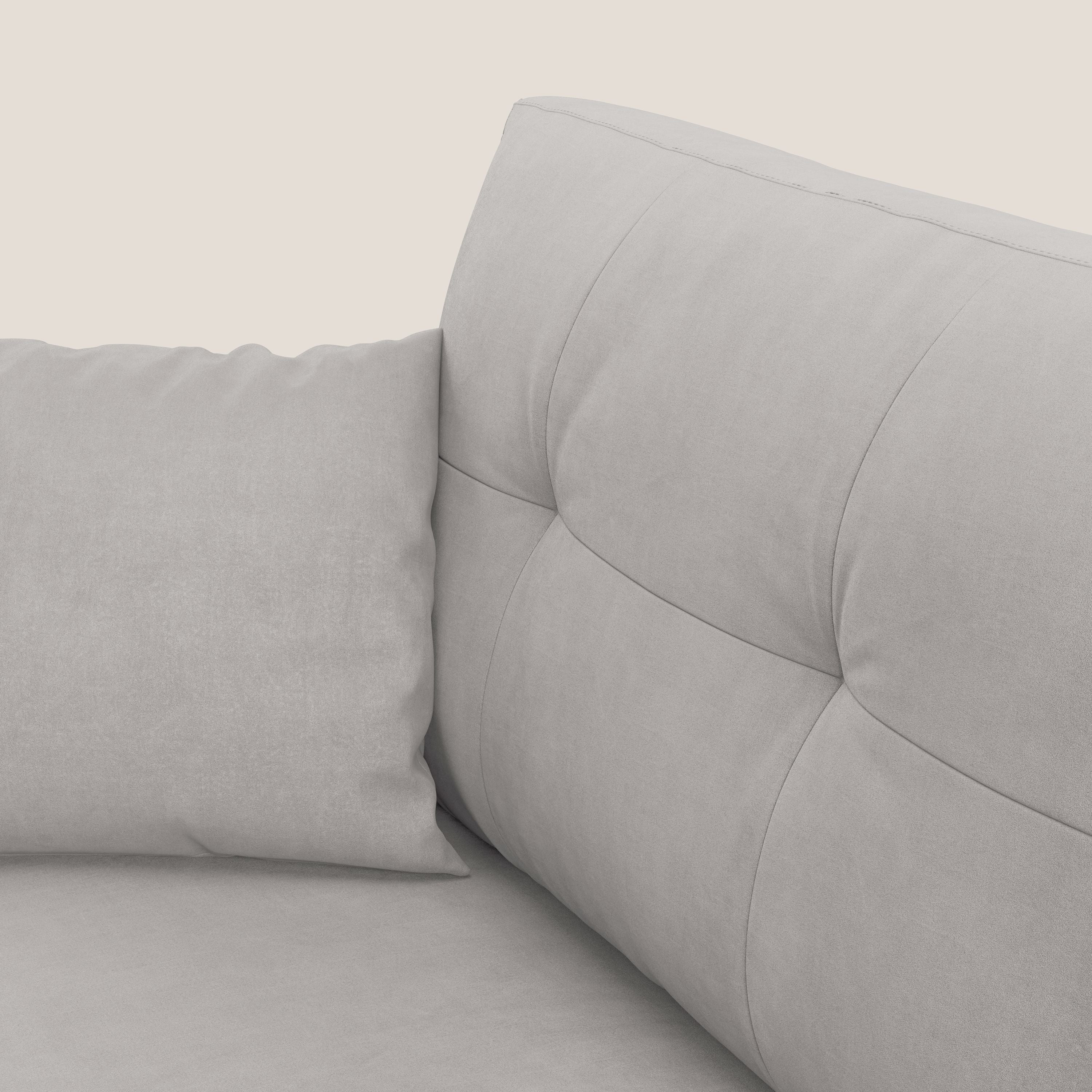 Megan divano letto matrimoniale in microfibra smacchiabile T11 grigio chiaro - divani.store