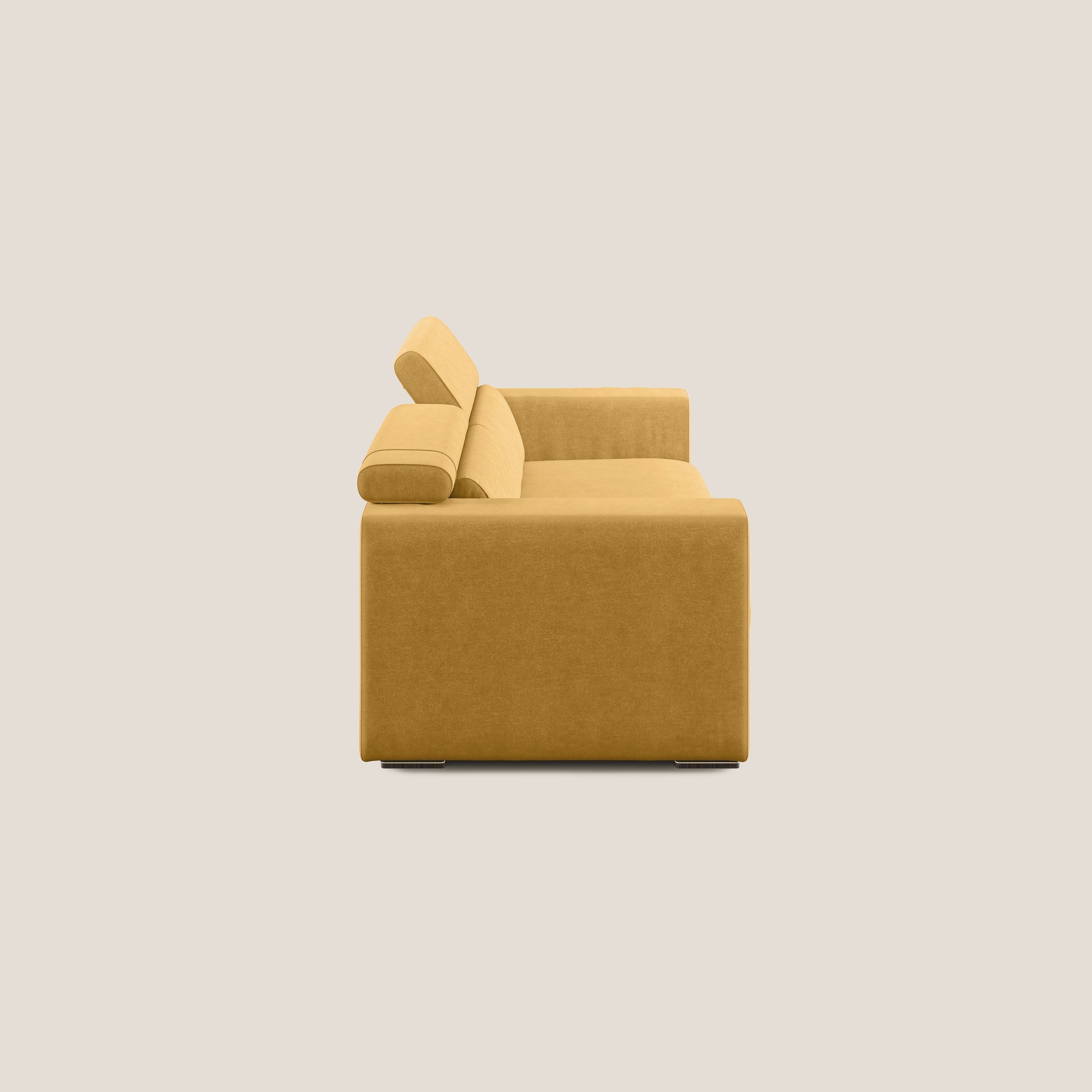 Vegas divano con poggiatesta reclinabili in microfibra smacchiabile T11 giallo - divani.store