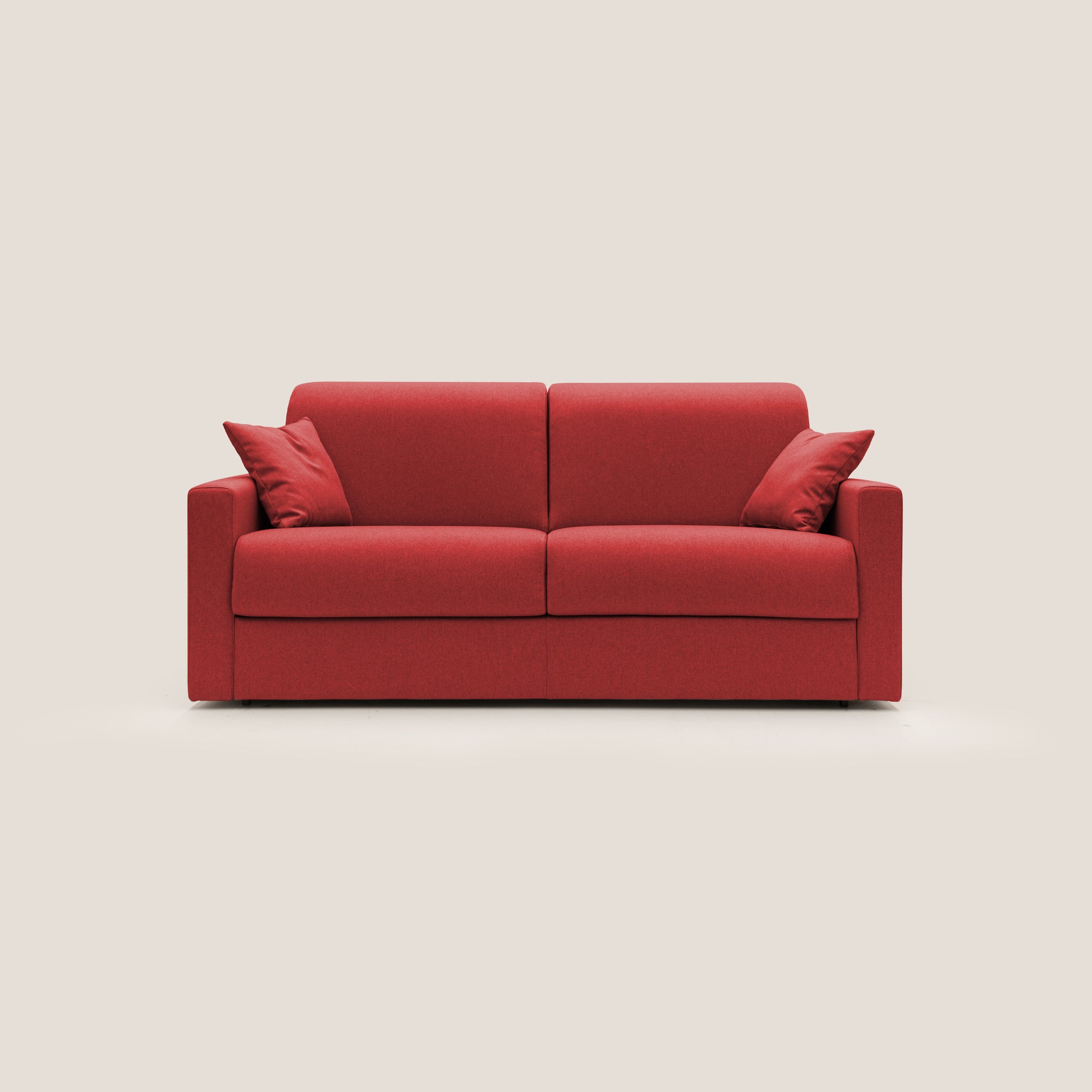 Un divano letto Chris rosso, da 186 cm con tessuto impermeabile T13 di colore ROSSO, è appoggiato su uno sfondo bianco semplice. Questo pezzo di Divani.Store presenta un design pulito e minimalista con linee dritte e uno schienale corto, offrendo sia stile chic che funzionalità. Scopri questo divano letto su Divani.Store per il tuo spazio contemporaneo.