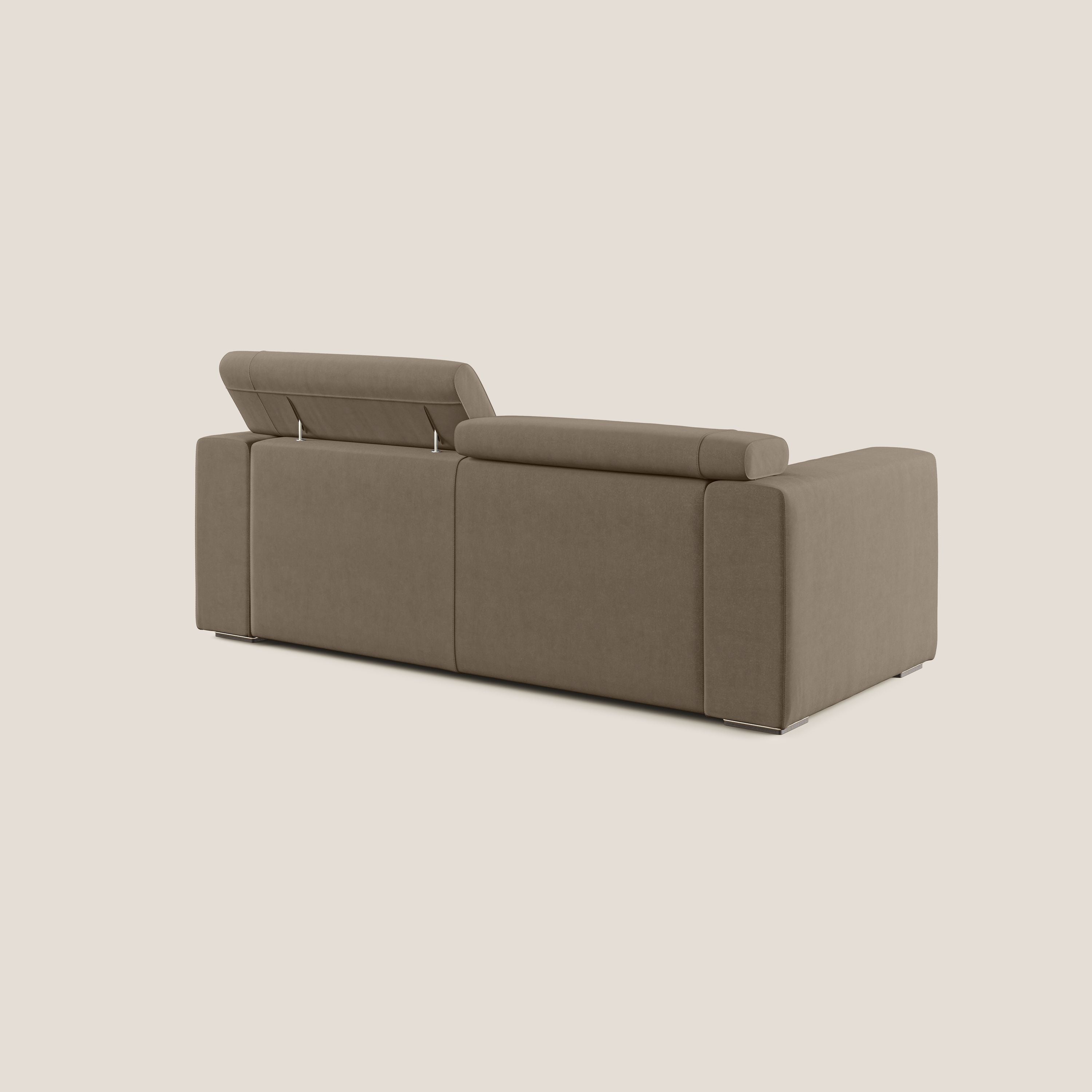 Vegas divano con poggiatesta reclinabili in microfibra smacchiabile T11 marrone - divani.store