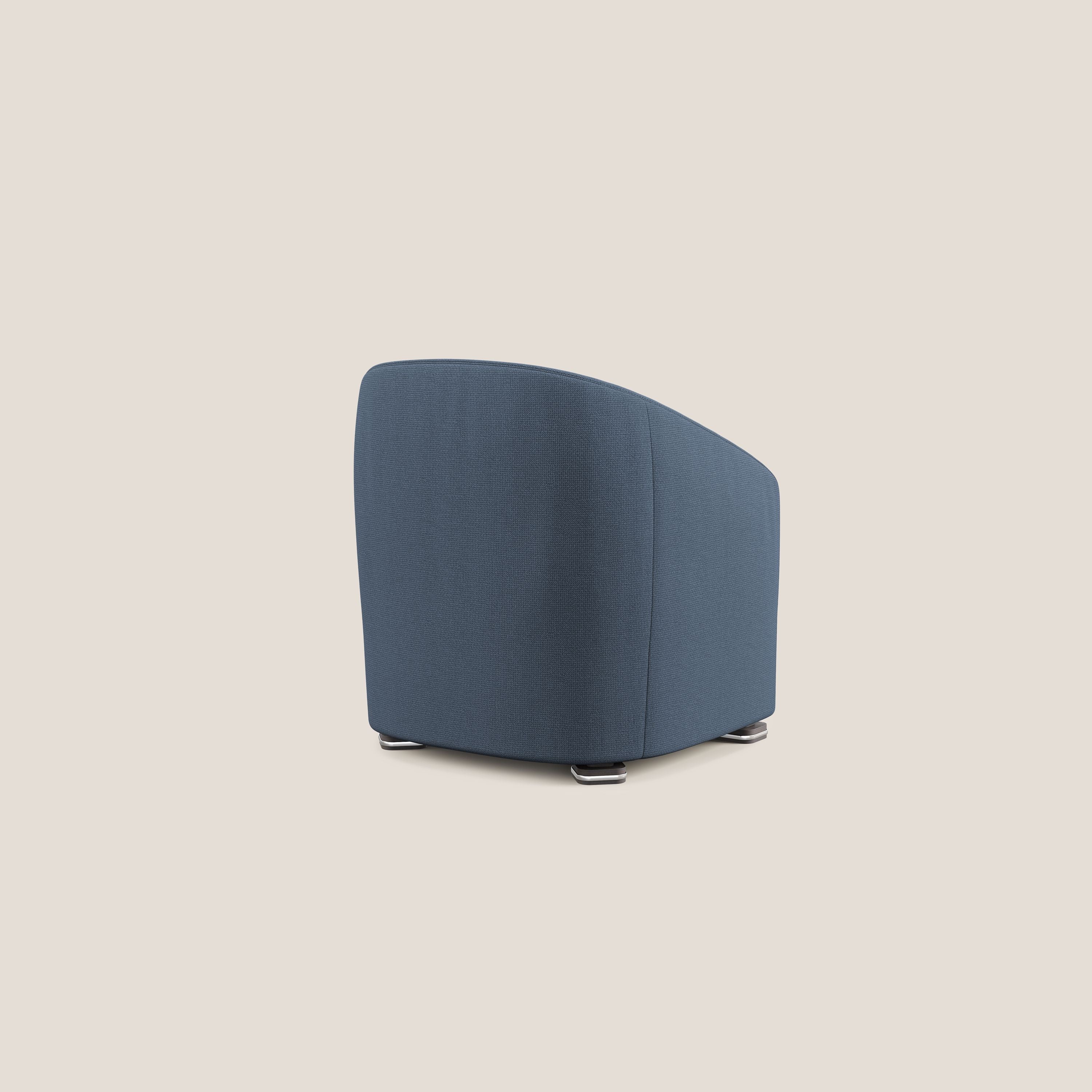 Cloe Poltroncina in tessuto smacchiabile con acqua QuickClean T08 blu - divani.store