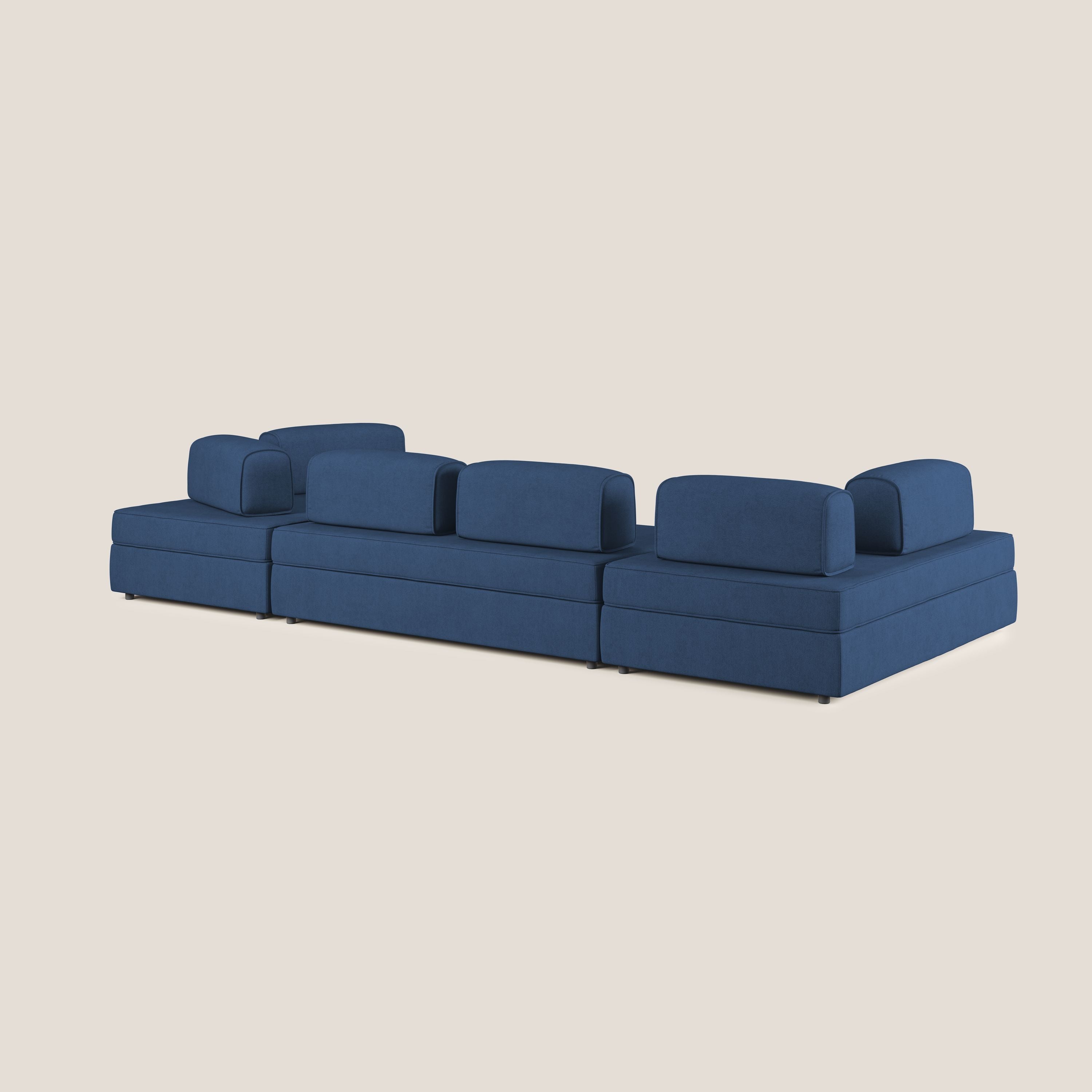 Liberty divano panoramico con pouf estraibile e schienali movibili in tessuto morbido impermeabile T02 blu - divani.store
