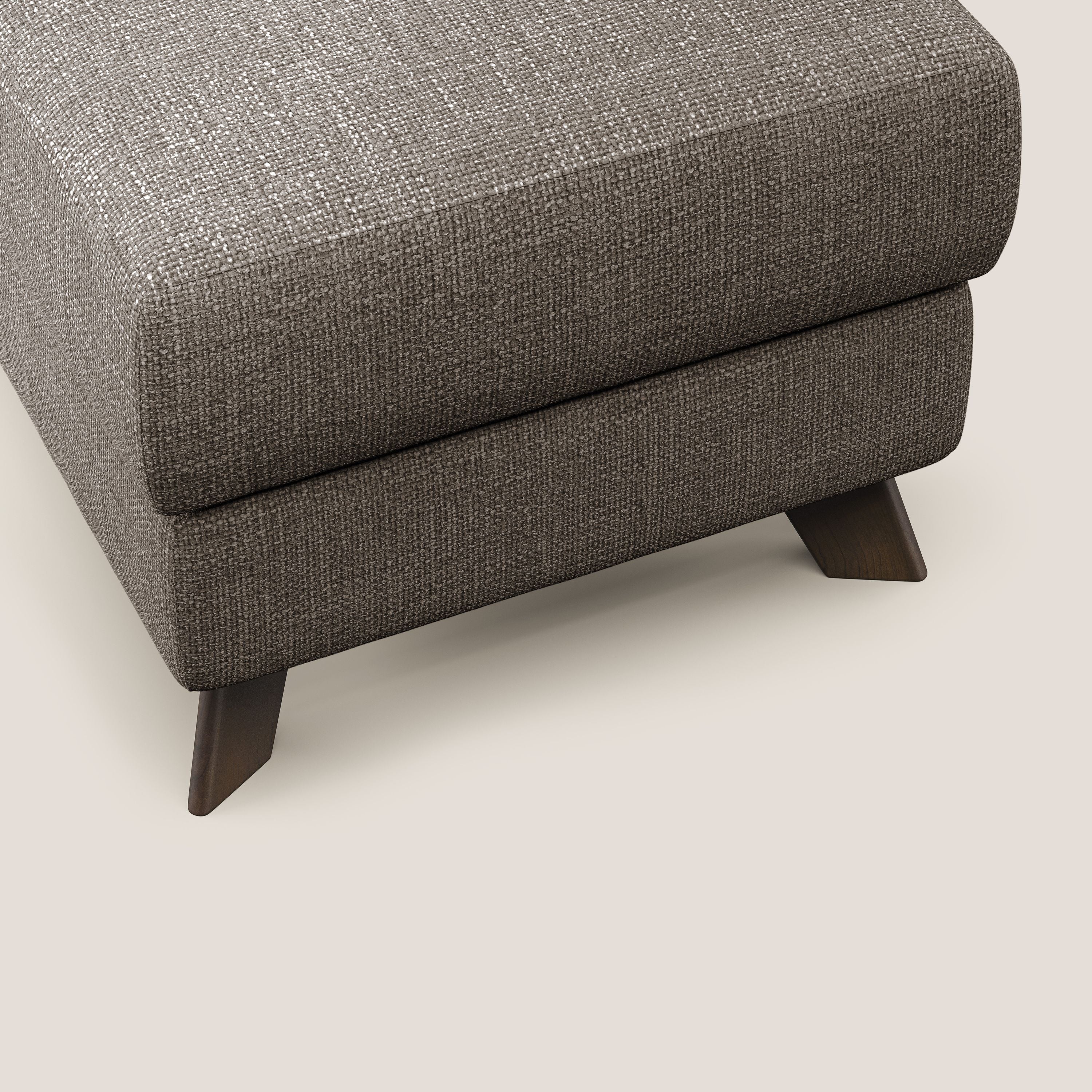 Moon Pouf contenitore e piedini alti in tessuto morbido ad intreccio soft-touch impermeabile T06 marrone - divani.store