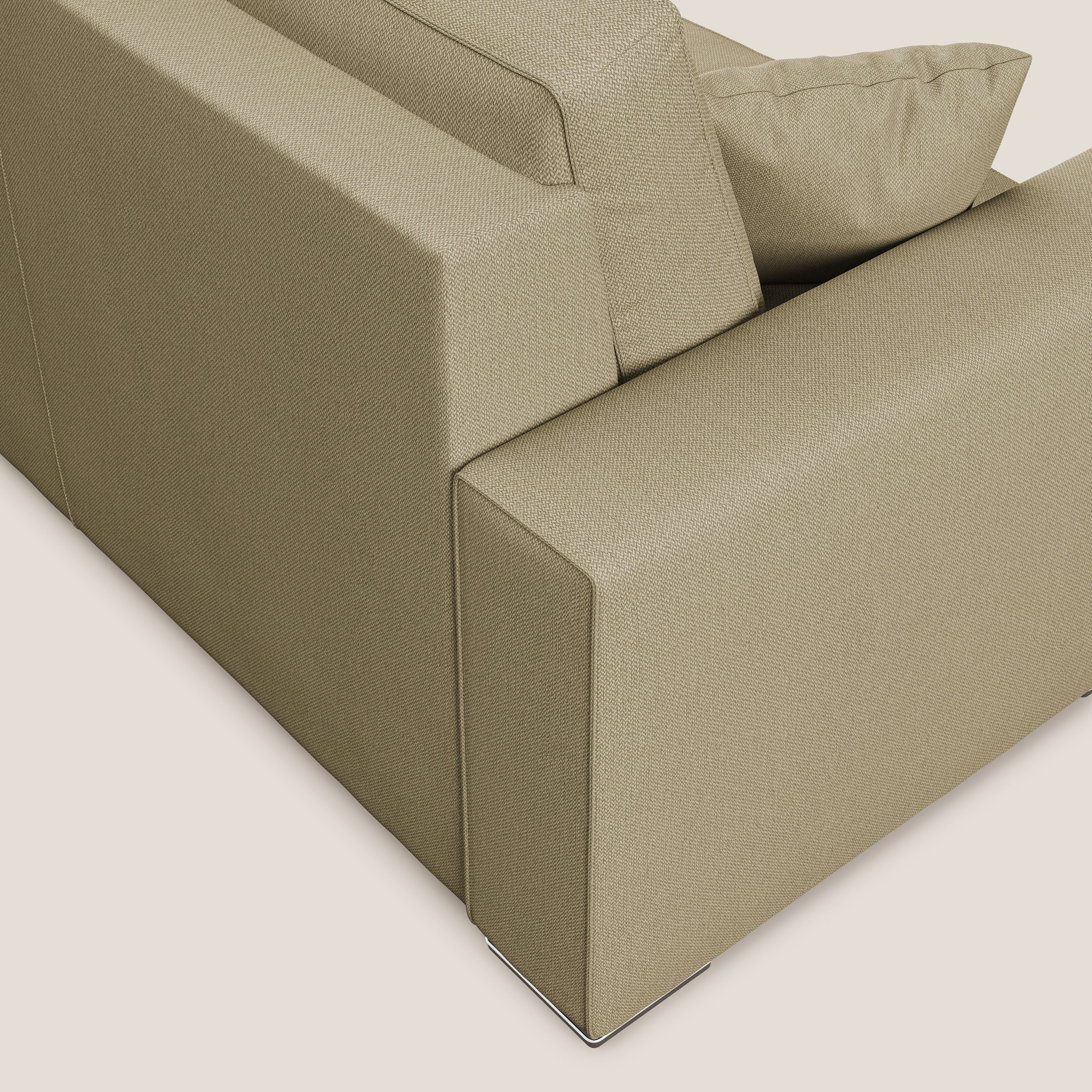 Dream Divano letto moderno dai morbidi cuscini in tessuto smacchiabile T05 cammello - divani.store