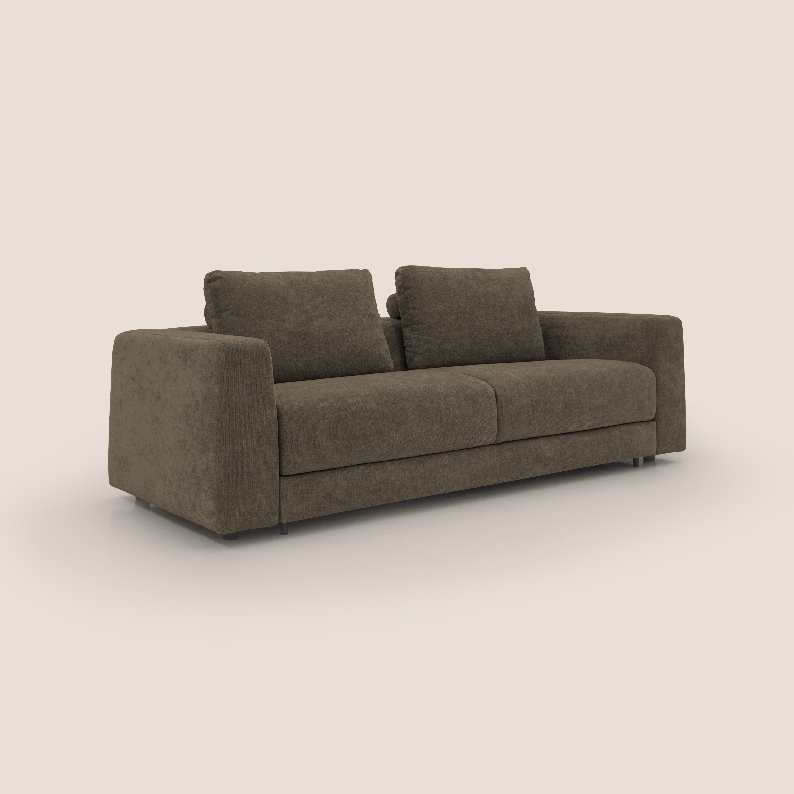 Freia Divano letto minimal materasso h15 cm con morbidi schienali in tessuto impermeabile T14 marrone - divani.store