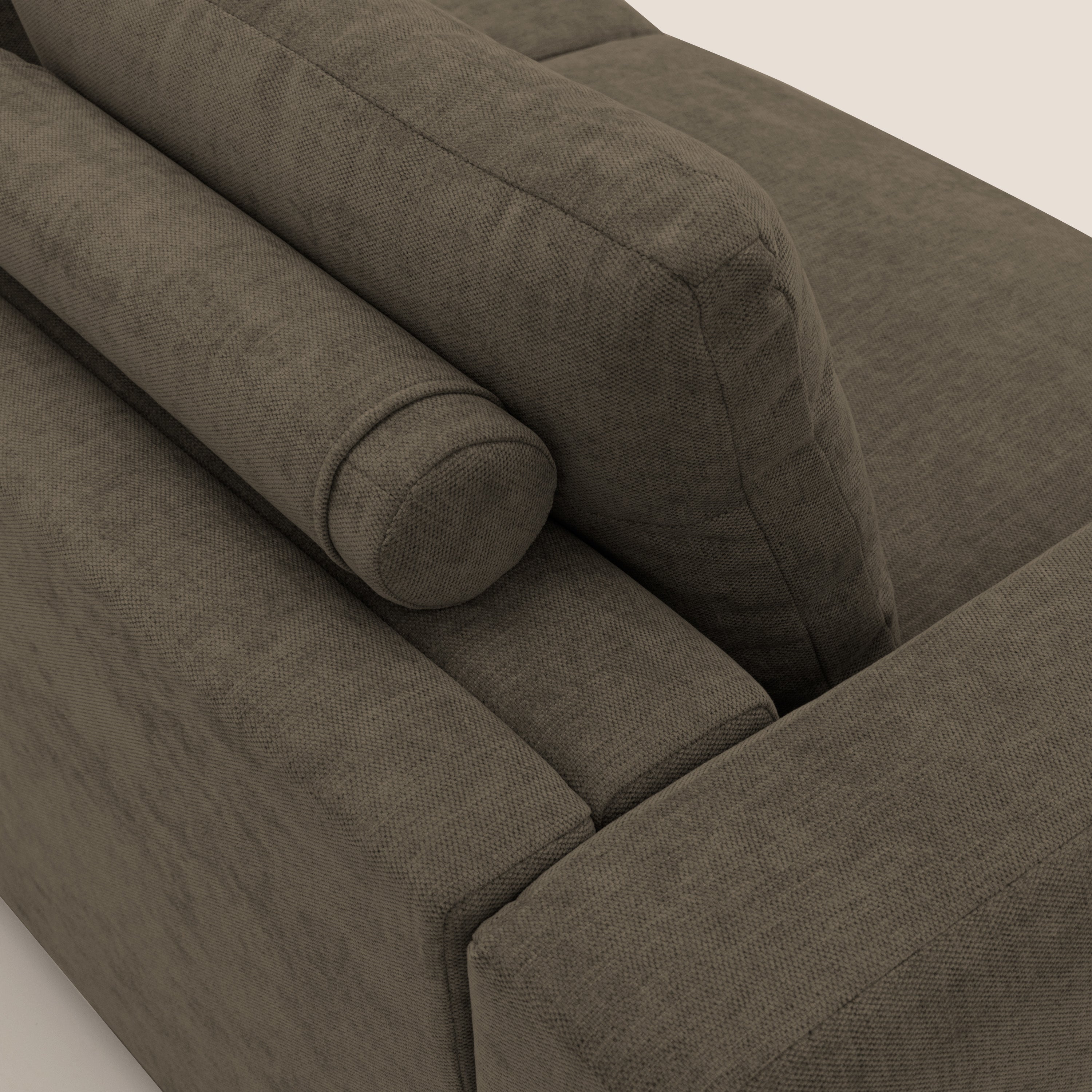 Freia Divano letto minimal materasso h15 cm con morbidi schienali in tessuto impermeabile T14 marrone - divani.store