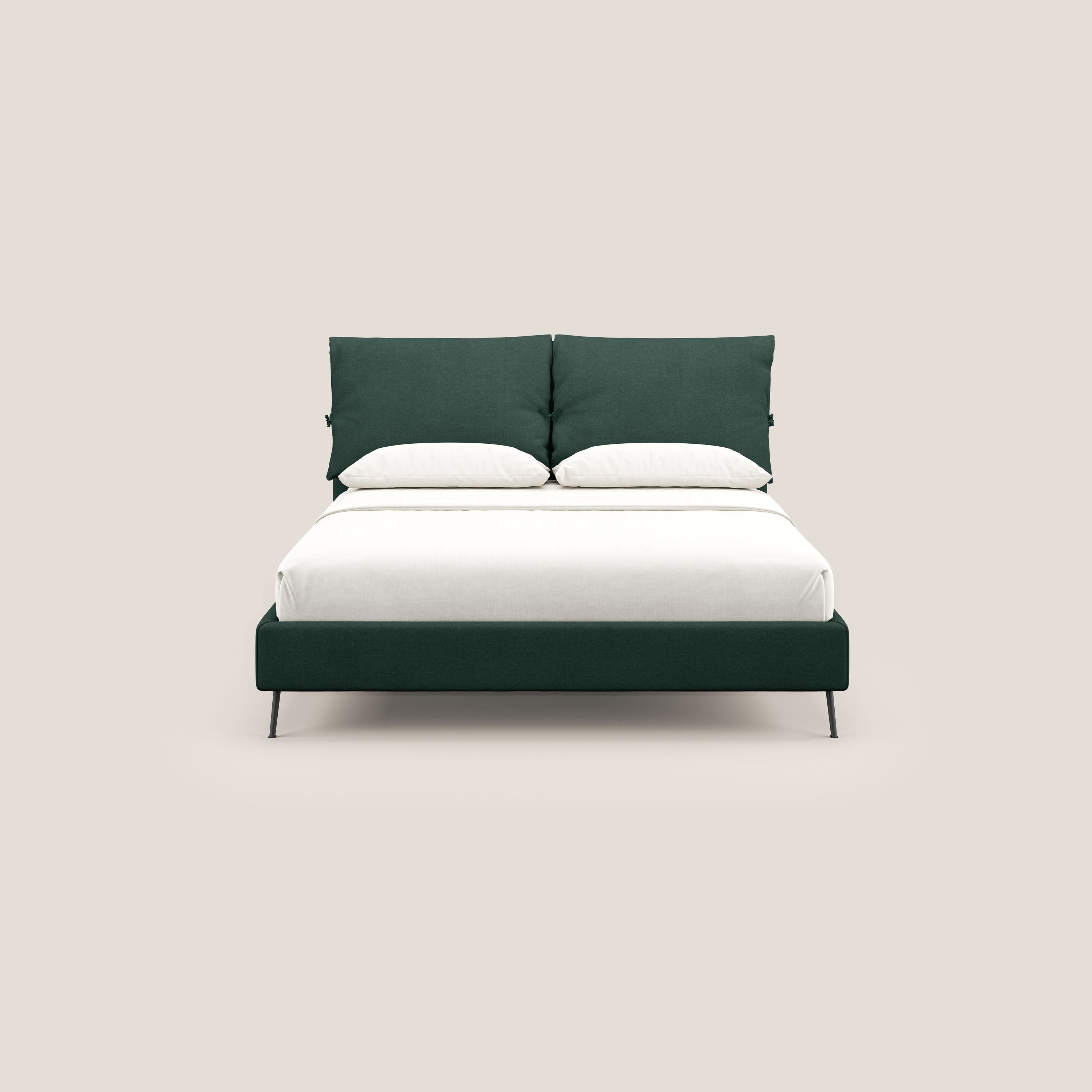 Artemisia letto imbottito con piedini alti sfoderabile in tessuto smacchiabile T17 verde - divani.store