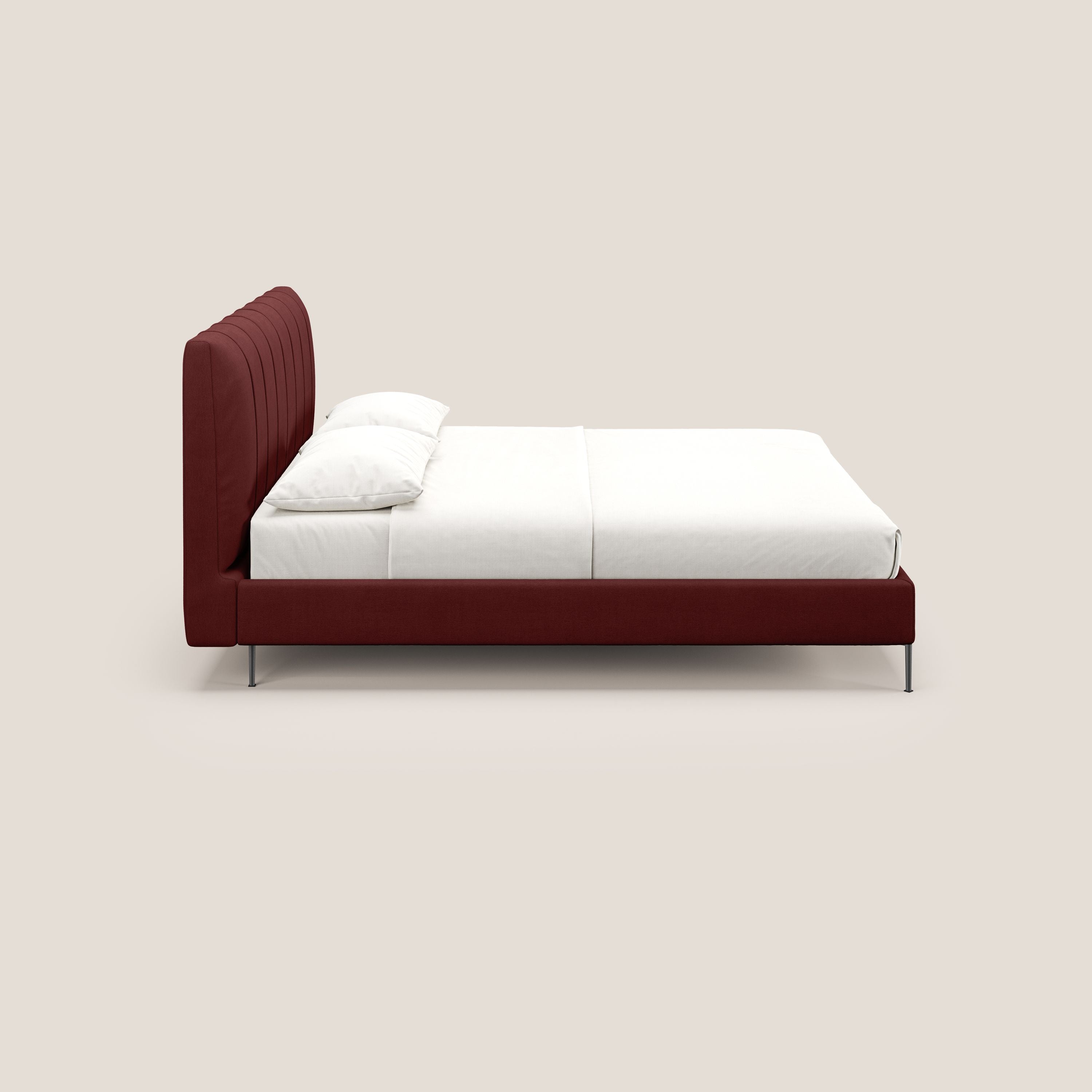 Calliope letto imbottito piedini alti completamente sfoderabile in tessuto smacchiabile T17 rosso - divani.store