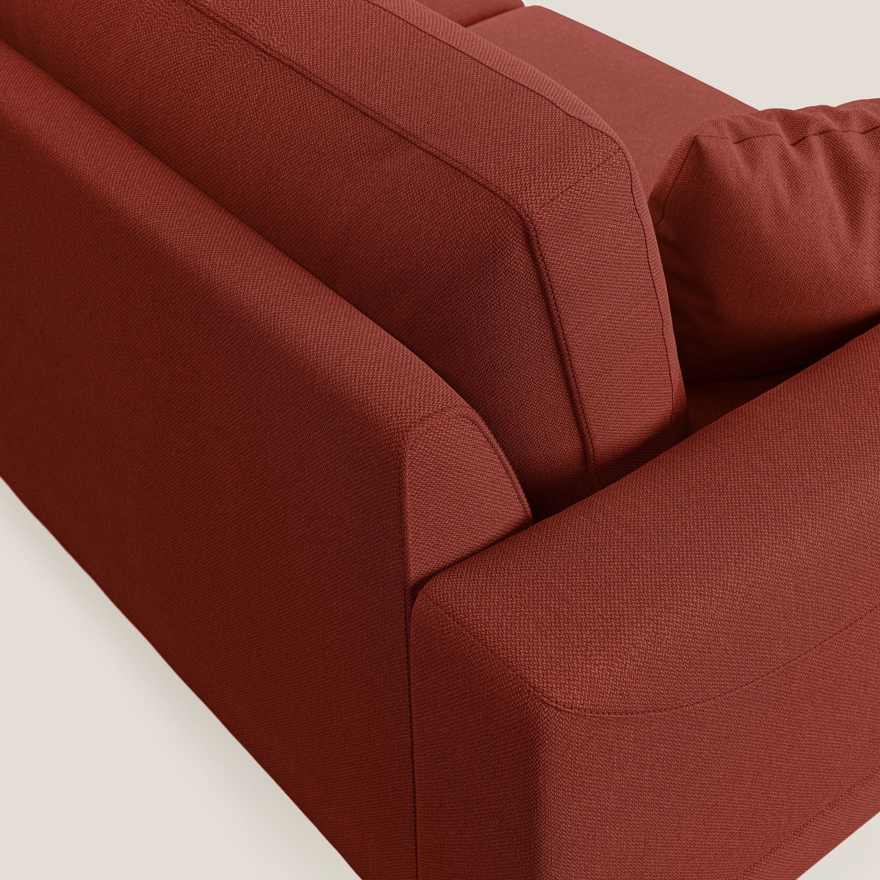 Dorian divano moderno in tessuto morbido antimacchia T05 rosso - divani.store