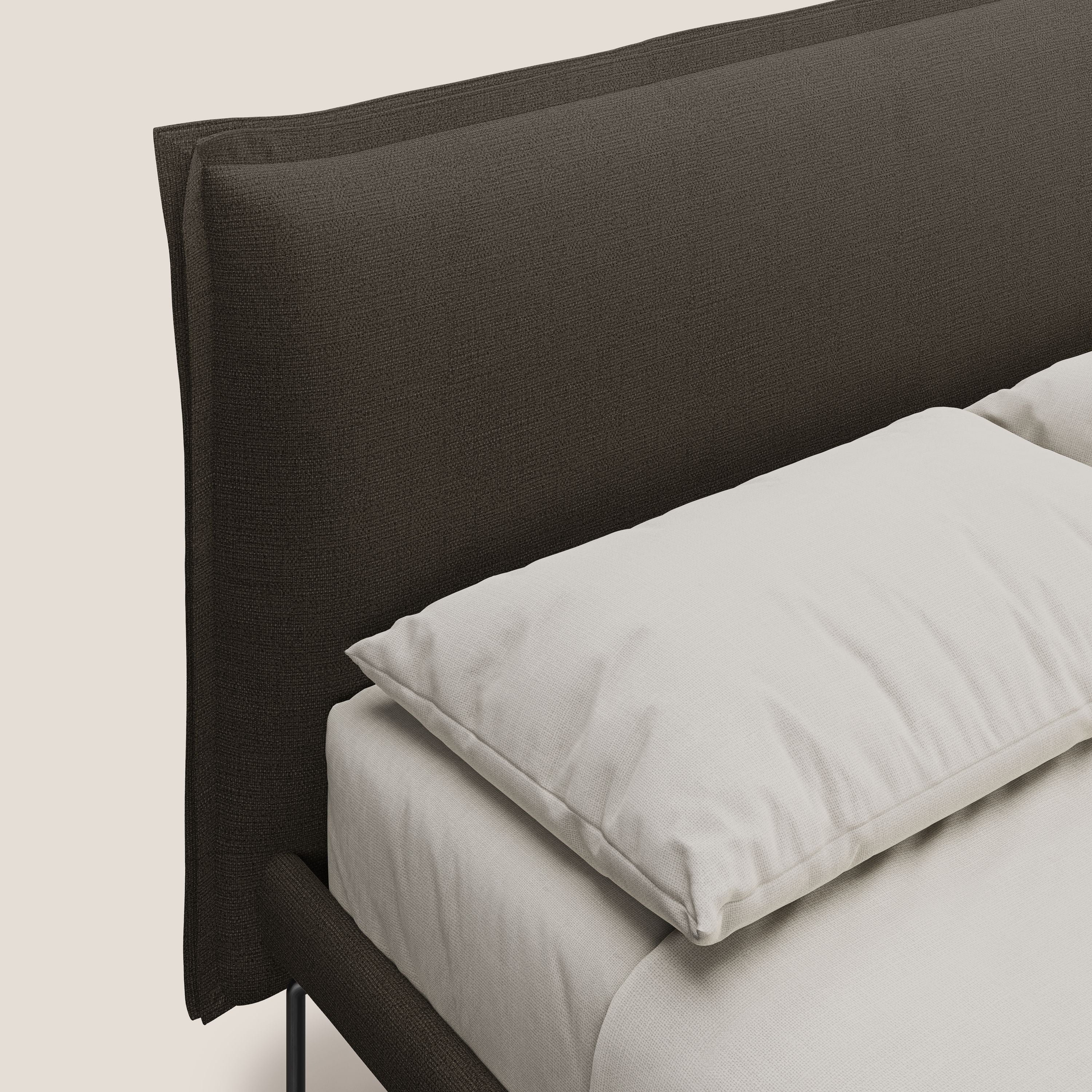 Eric letto imbottito design minimal in morbido tessuto impermeabile T14 marrone - divani.store