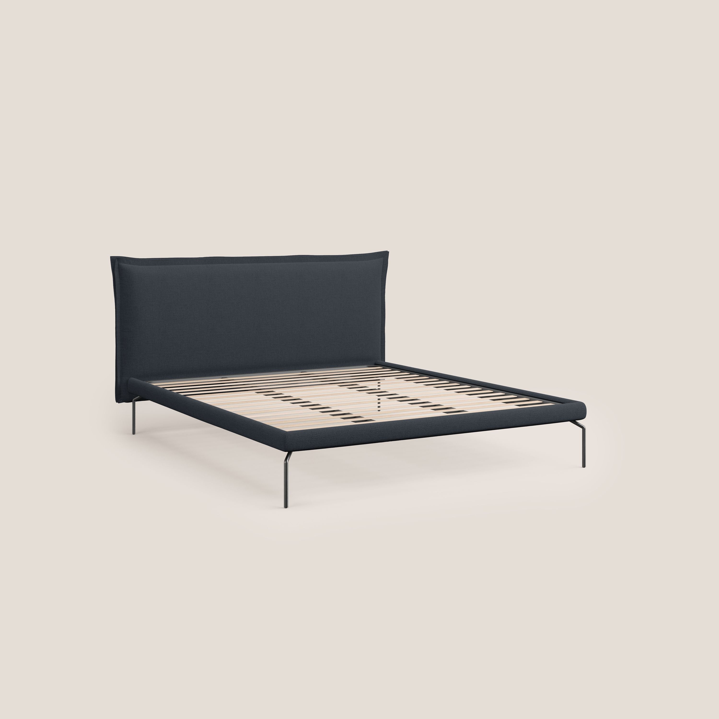 Eric letto imbottito design minimal in morbido tessuto impermeabile T14 blu - divani.store
