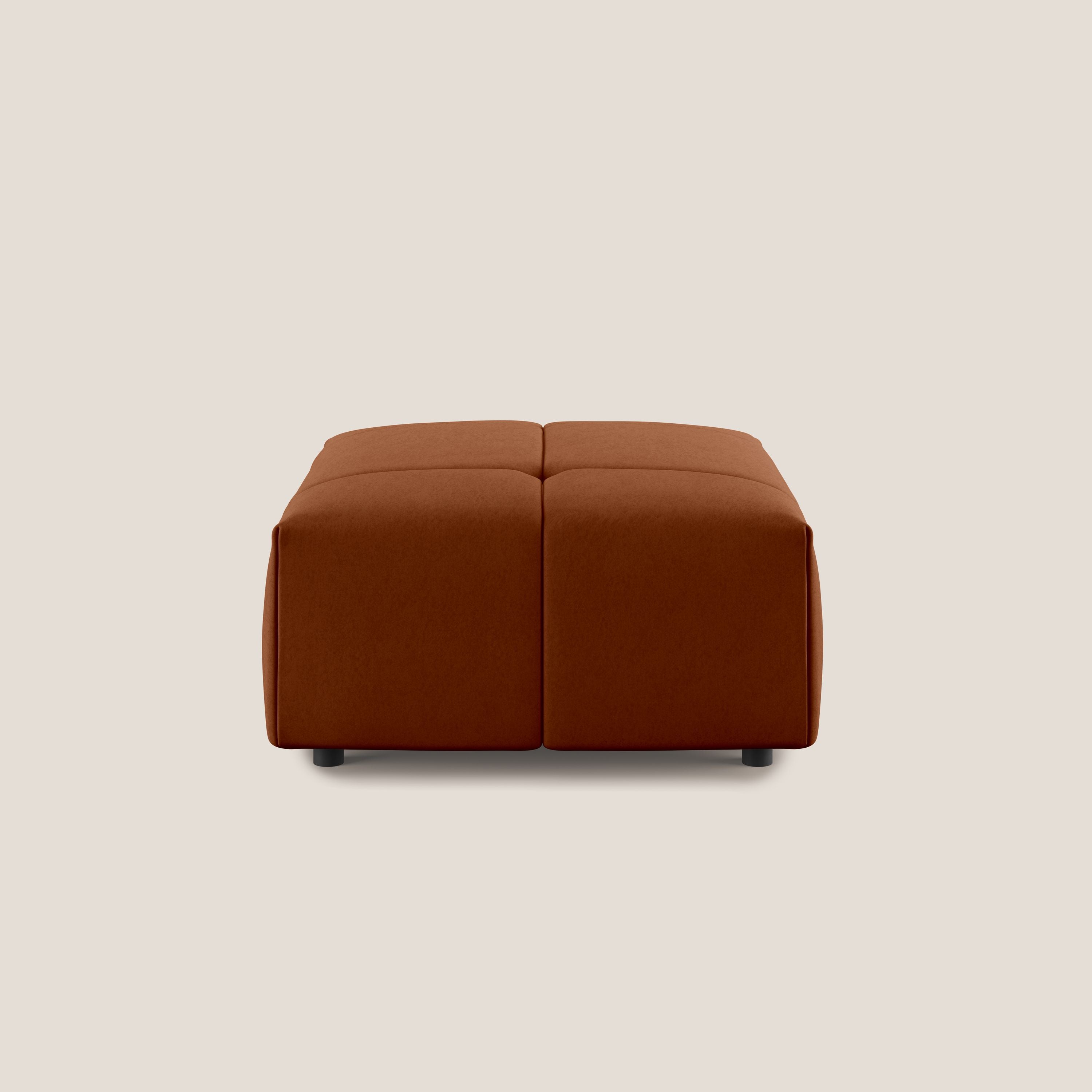 Giotto pouf in morbida microfibra effetto velluto impermeabile idrorepellente T09 ruggine - divani.store