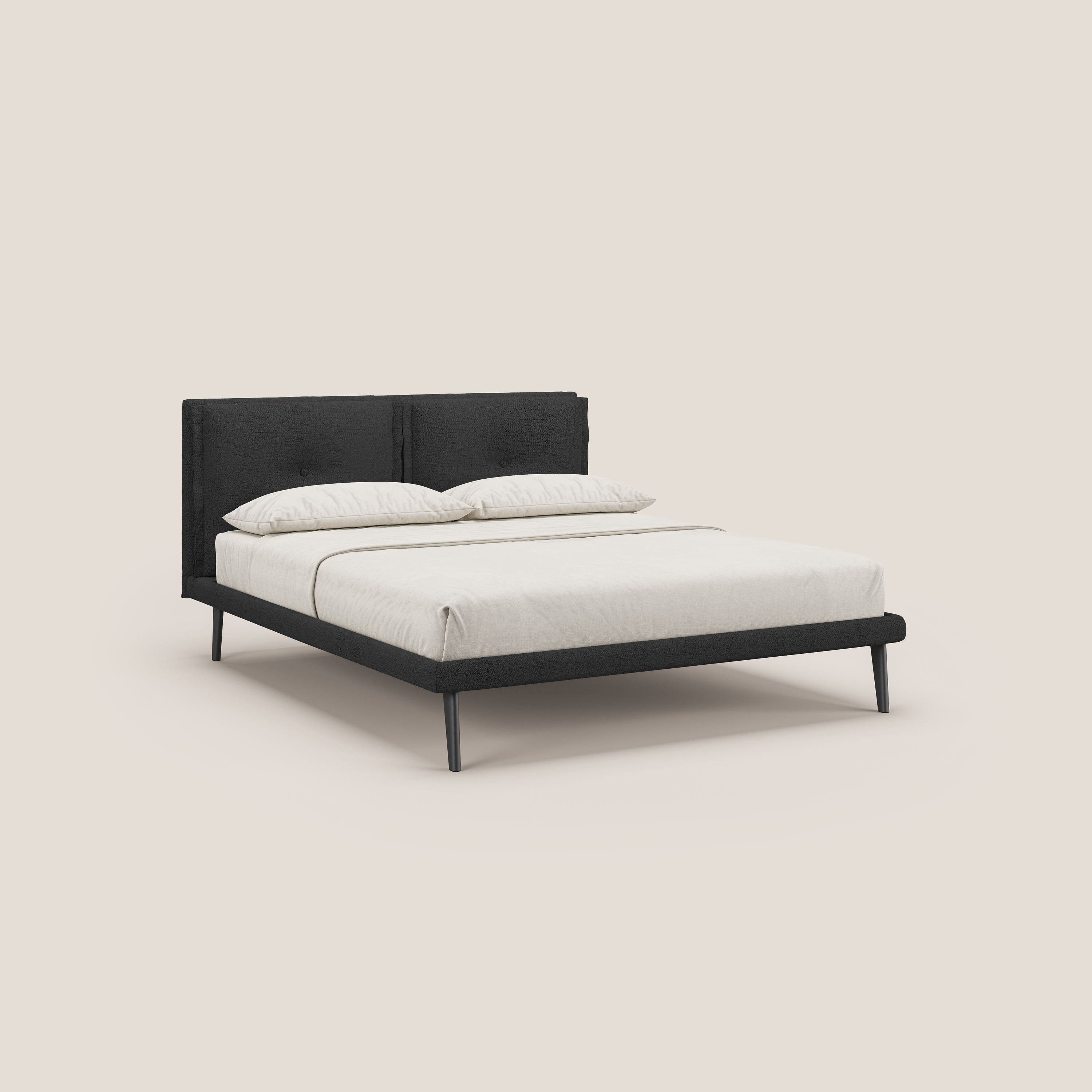 Ibuki letto con cuscini trapuntati regolabili e piedi in mogano in tessuto fiammato impermeabile T03 antracite - divani.store