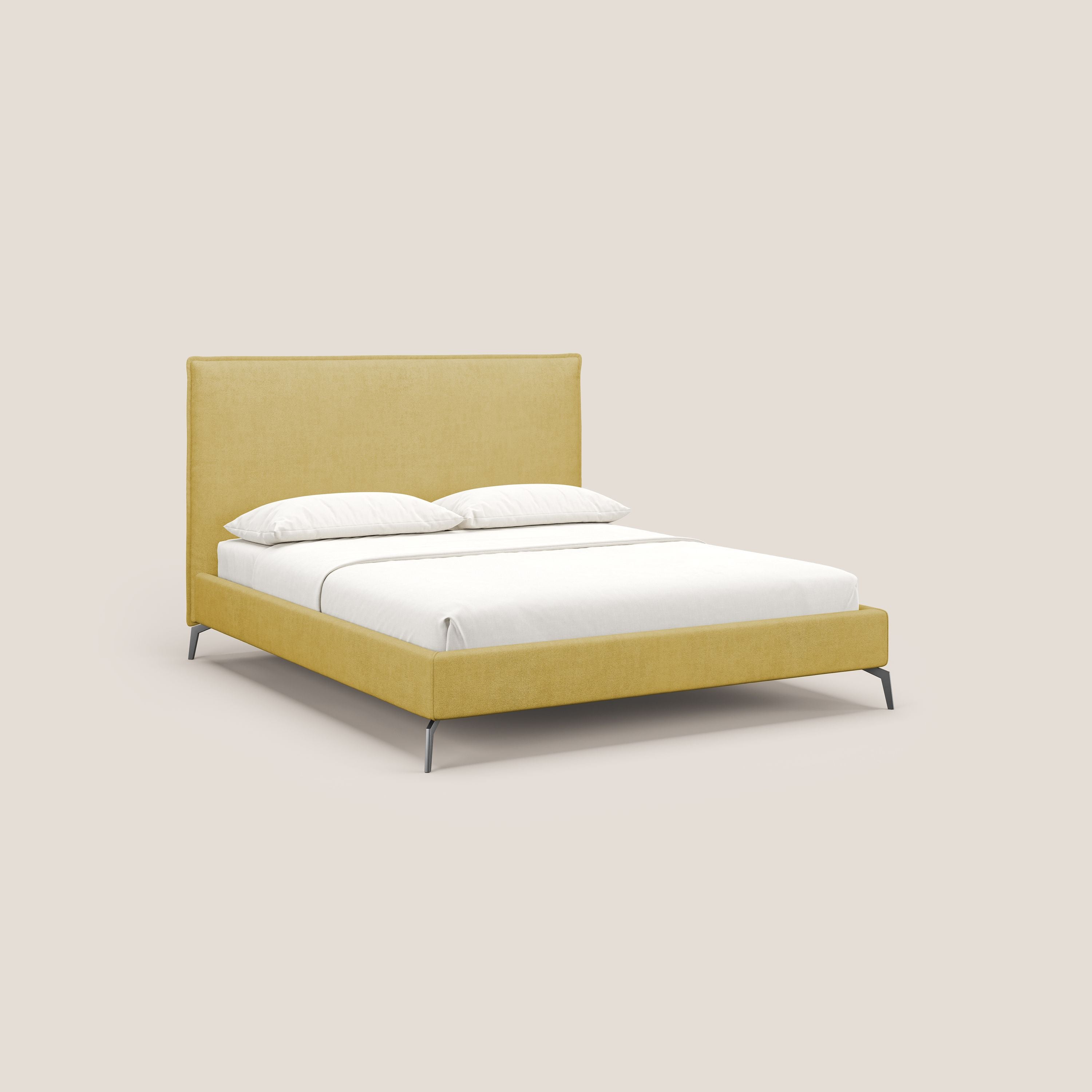 Iris letto imbottito con piedini neri sfoderabile in tessuto impermeabile T02 giallo - divani.store