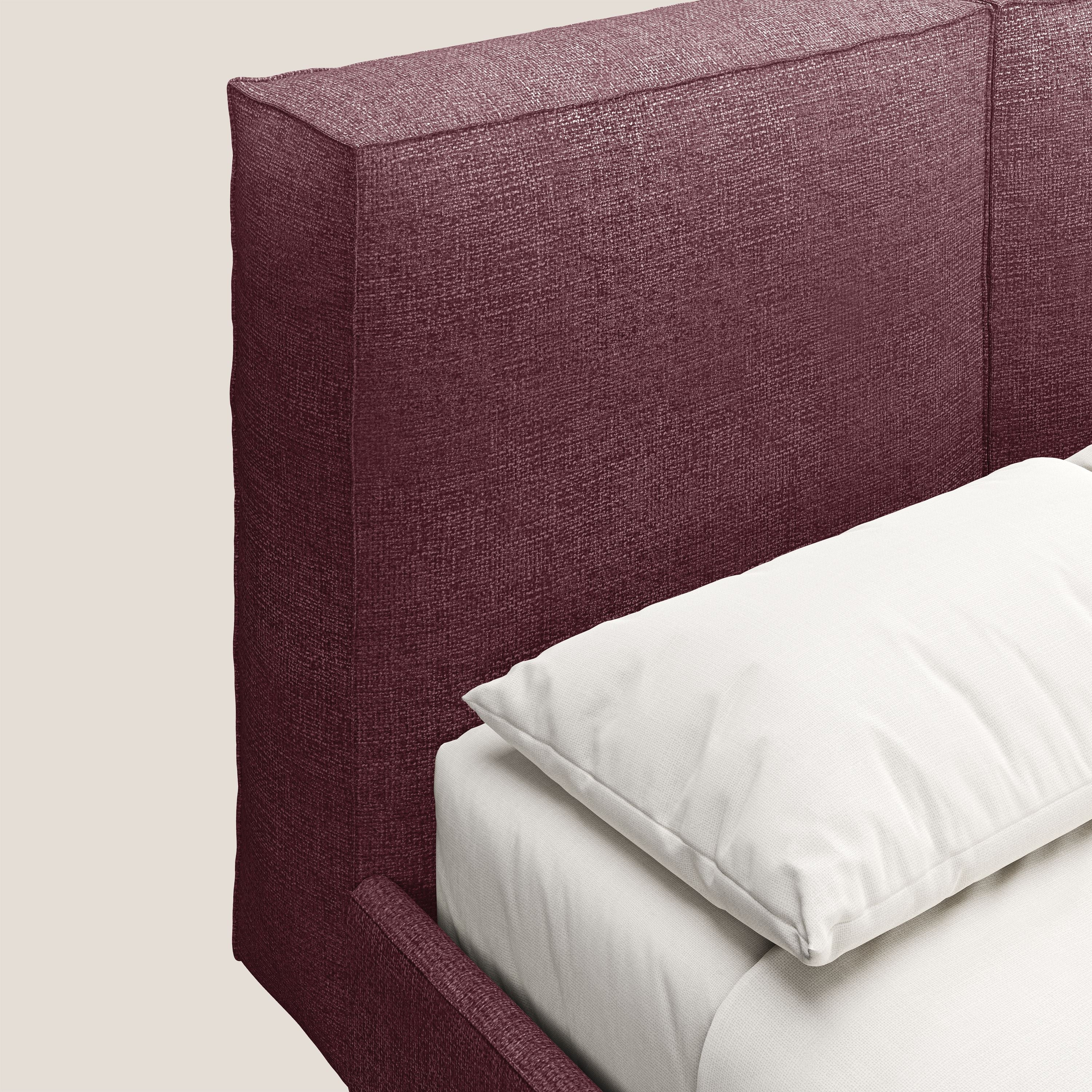 Isotta letto imbottito completamente sfoderabile in morbido tessuti impermeabile T10 bordeaux - divani.store