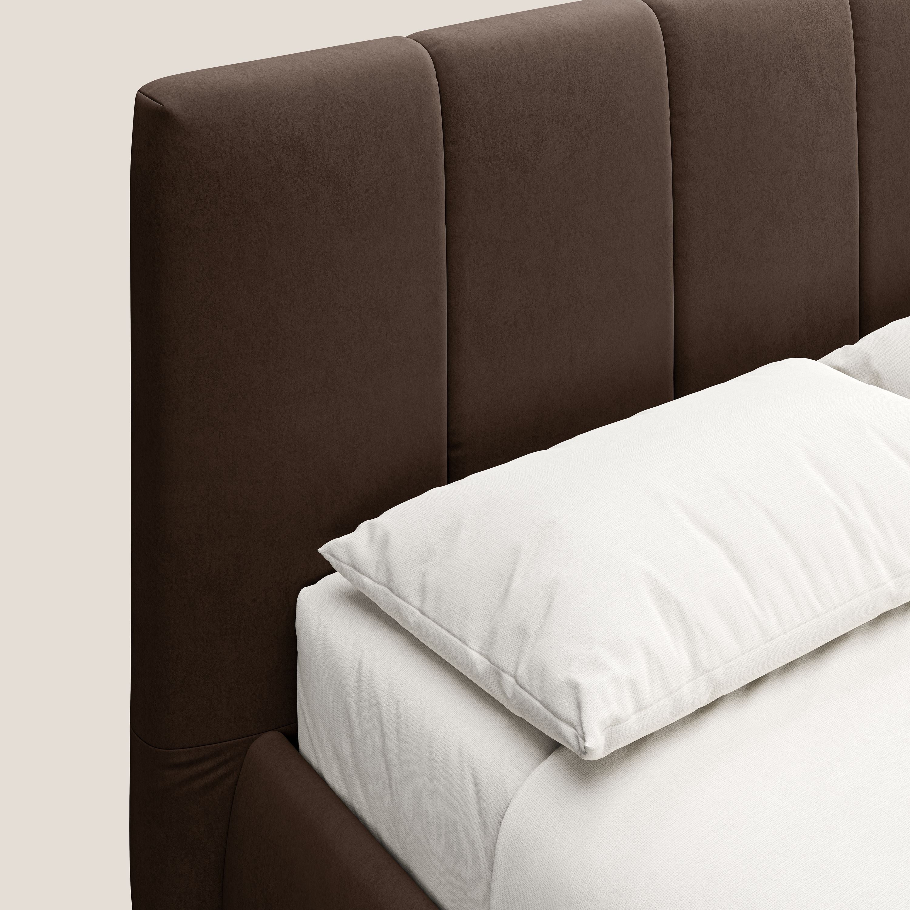 Laura letto imbottito contenitore e sfoderabile in microfibra velluto impermeabile T09 marrone - divani.store
