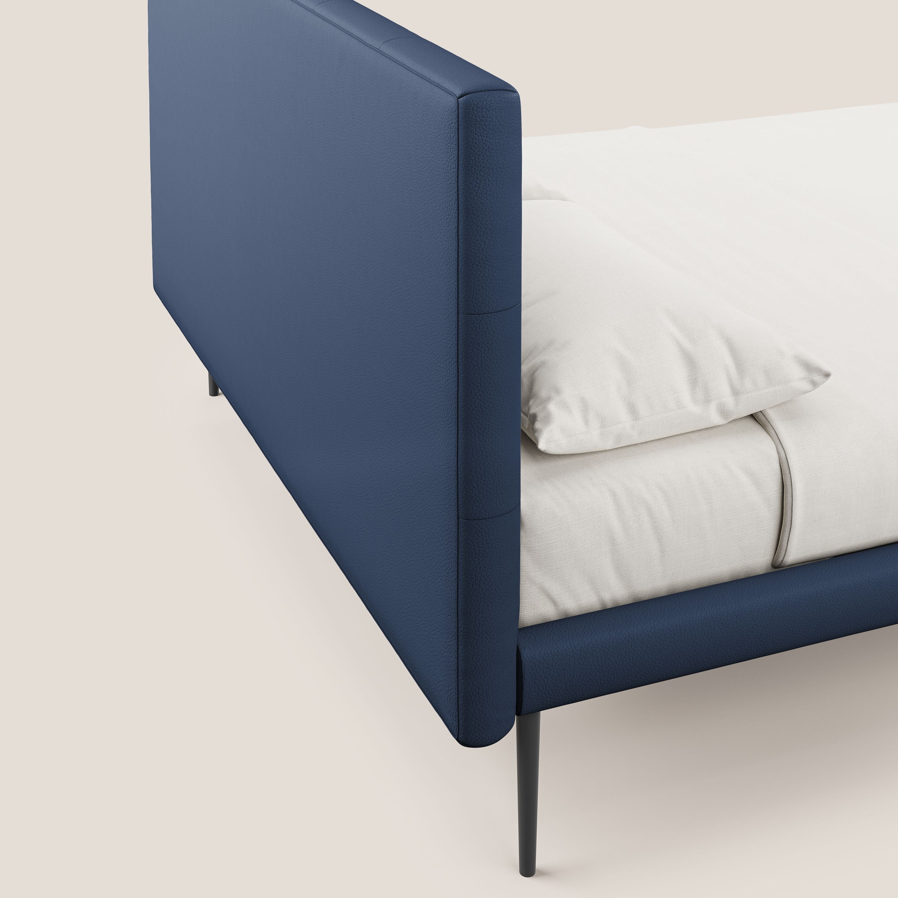 Midori letto imbottito trapuntato in ecopelle con piedini alti T04 - divani.store