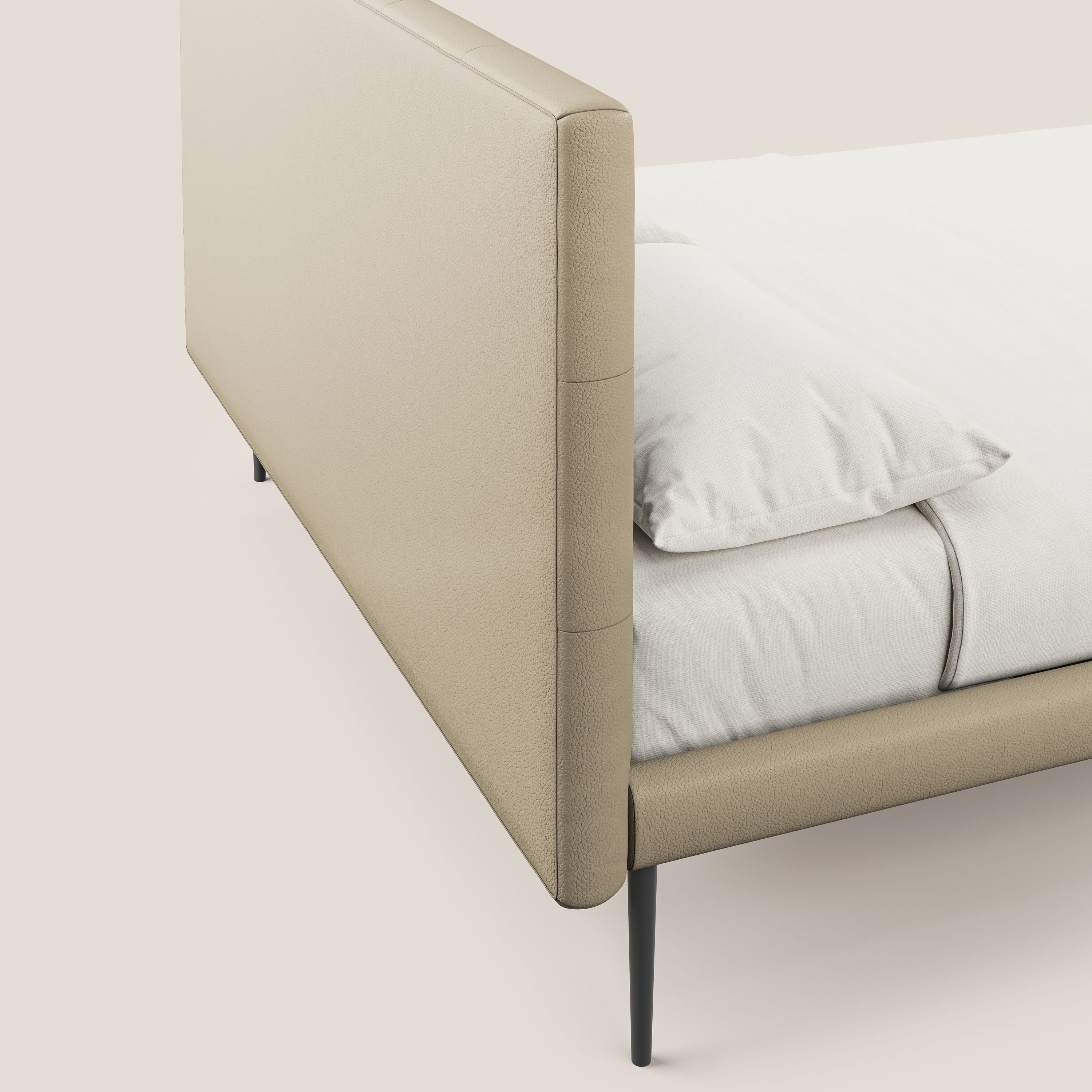 Midori letto imbottito trapuntato in ecopelle con piedini alti T04 panna - divani.store
