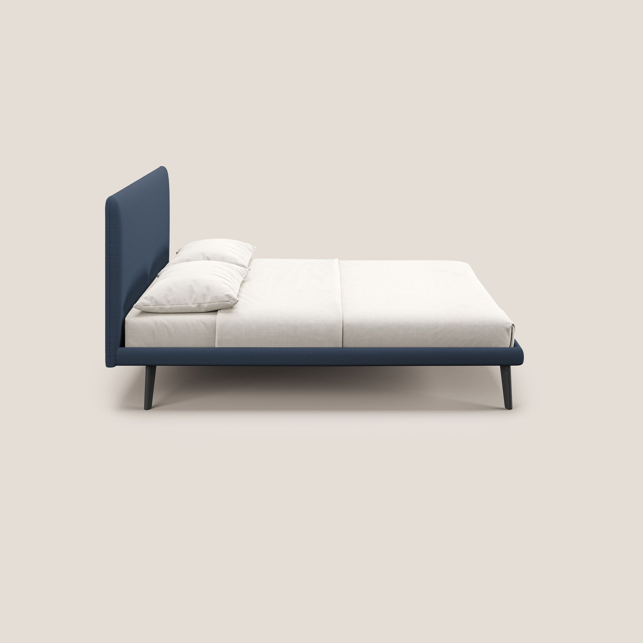 Noel letto minimal scandinavo con piedi in mogano e tessuto fiammato impermeabile T19 - divani.store