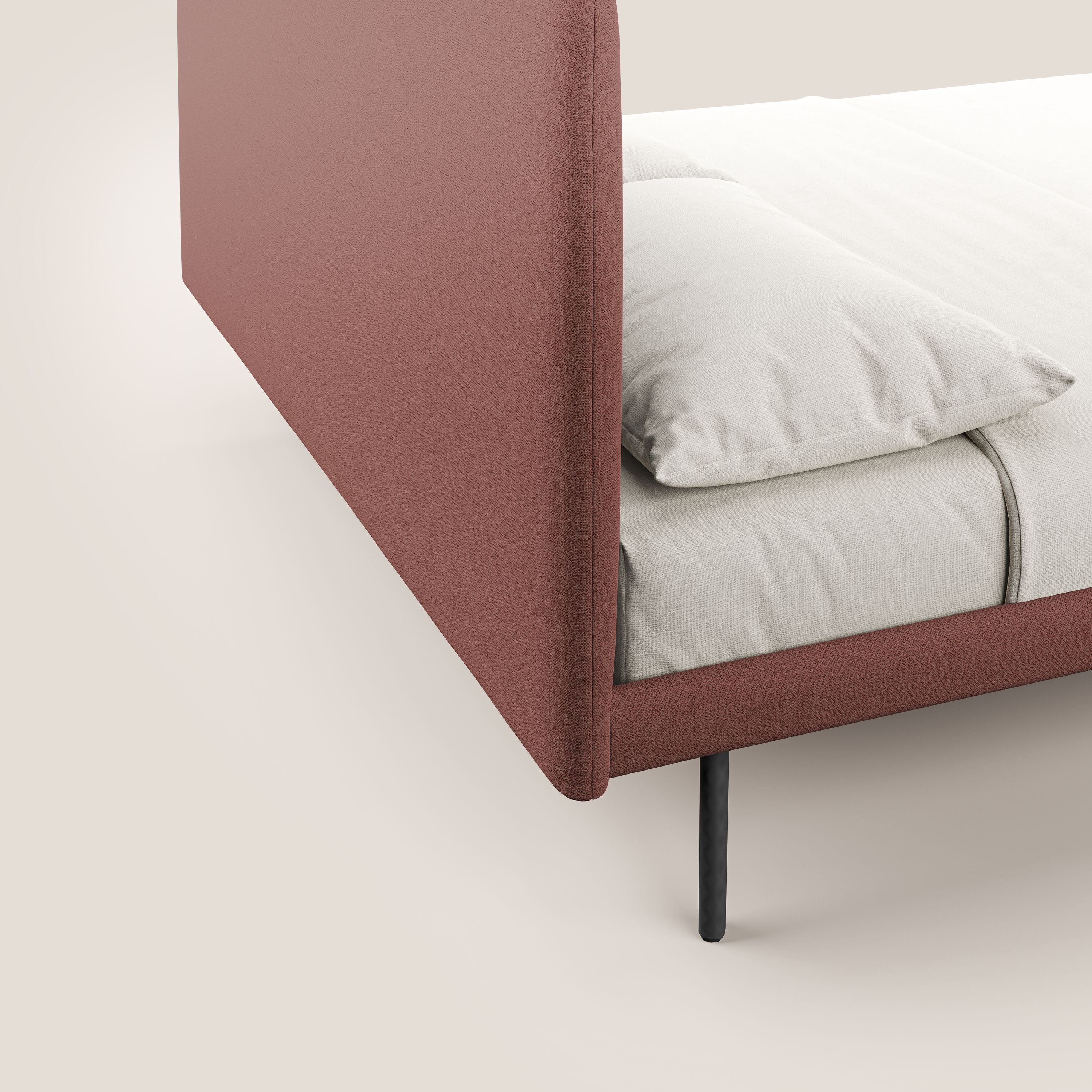 Noel letto minimal scandinavo con piedi in mogano e tessuto fiammato impermeabile T19 salmone - divani.store