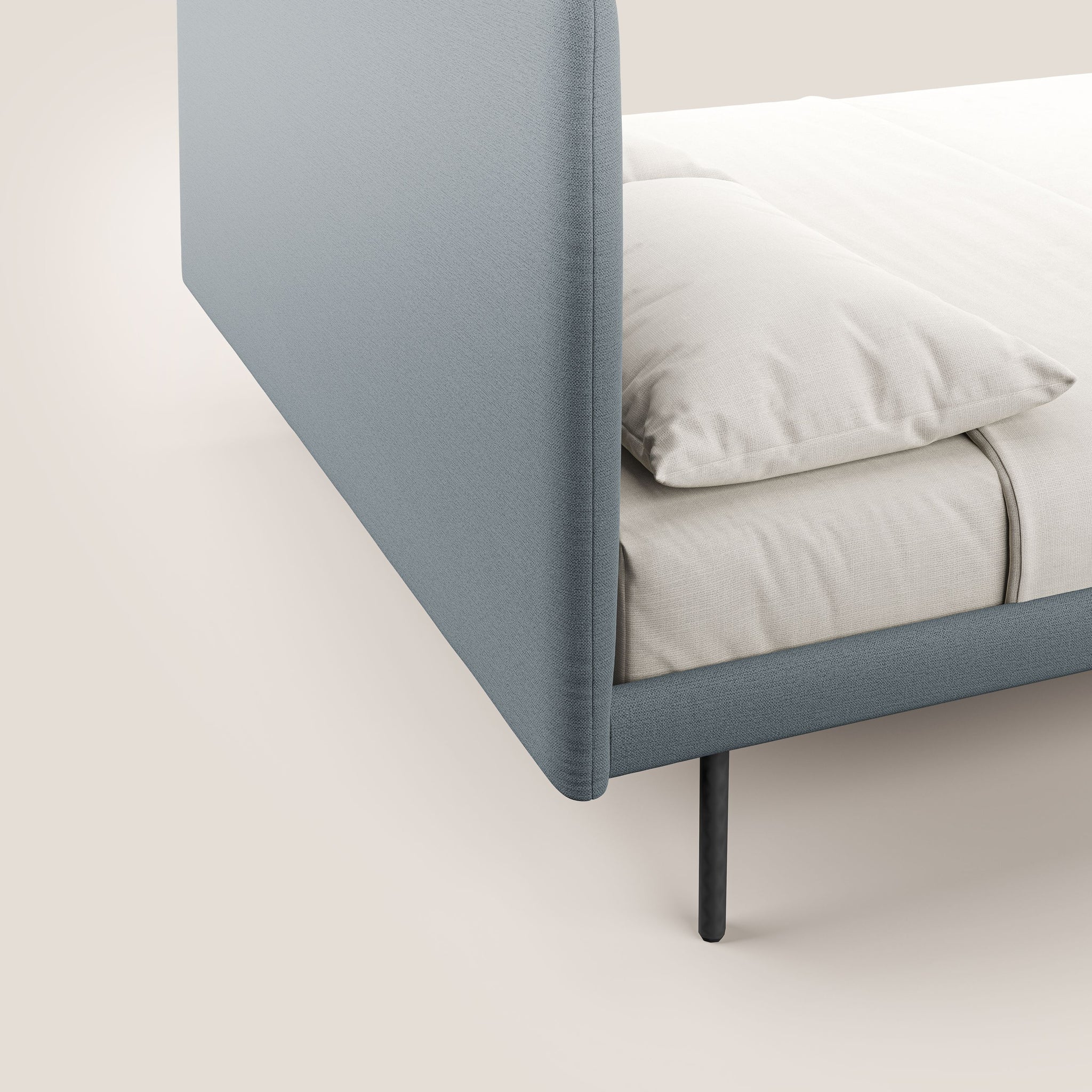 Noel letto minimal scandinavo con piedi in mogano e tessuto fiammato impermeabile T19 - divani.store