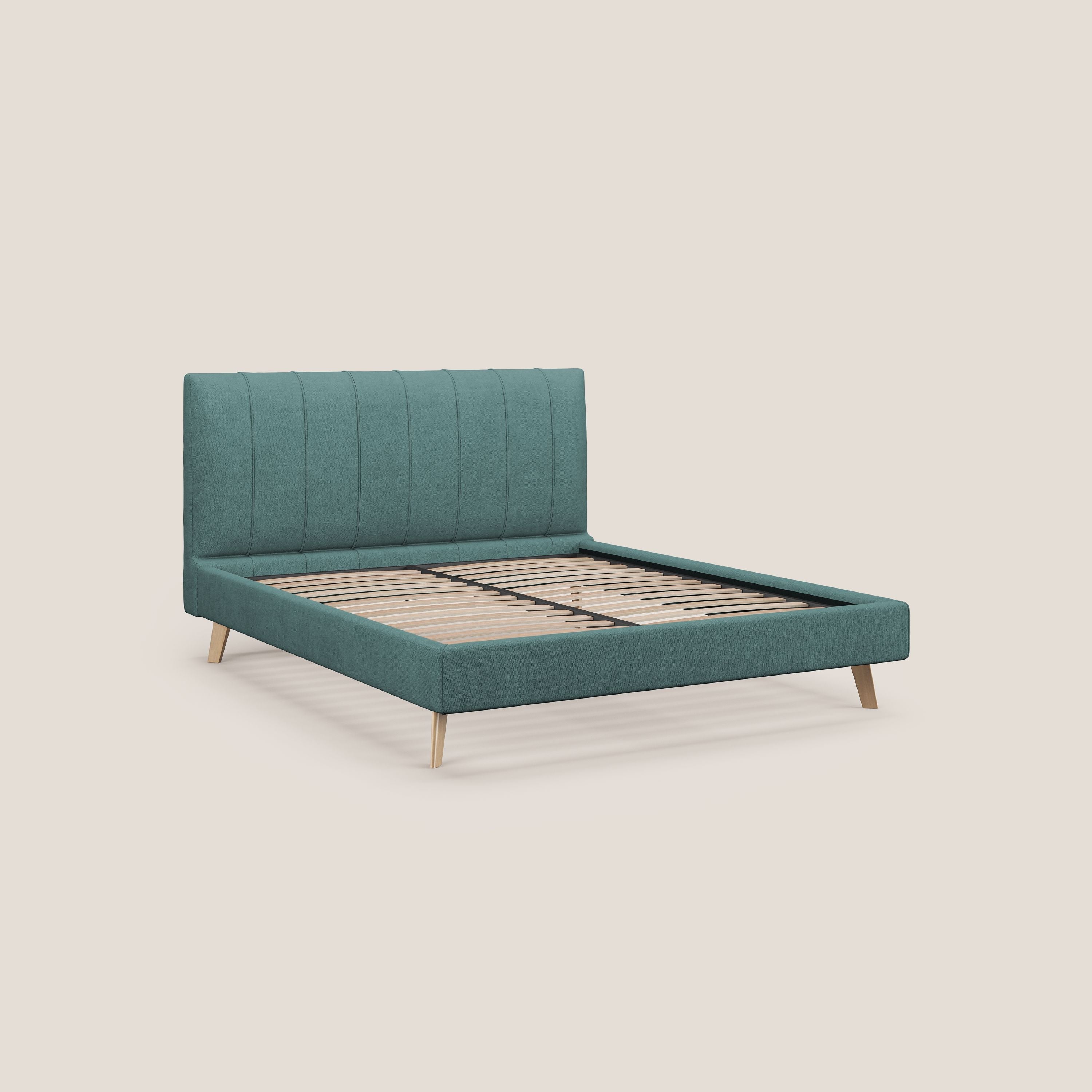 Selene letto imbottito con piedini naturali sfoderabile in tessuto impermeabile T02 petrolio - divani.store