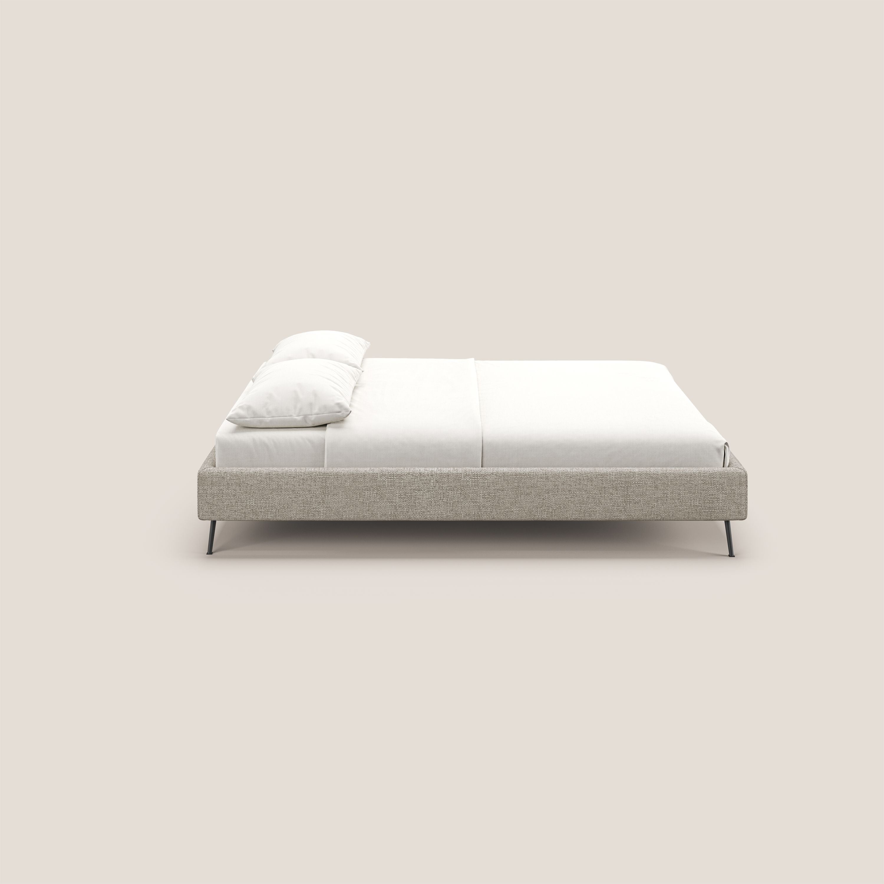 Steve sommier giroletto piedi alti in tessuto impermeabile T10 panna - divani.store
