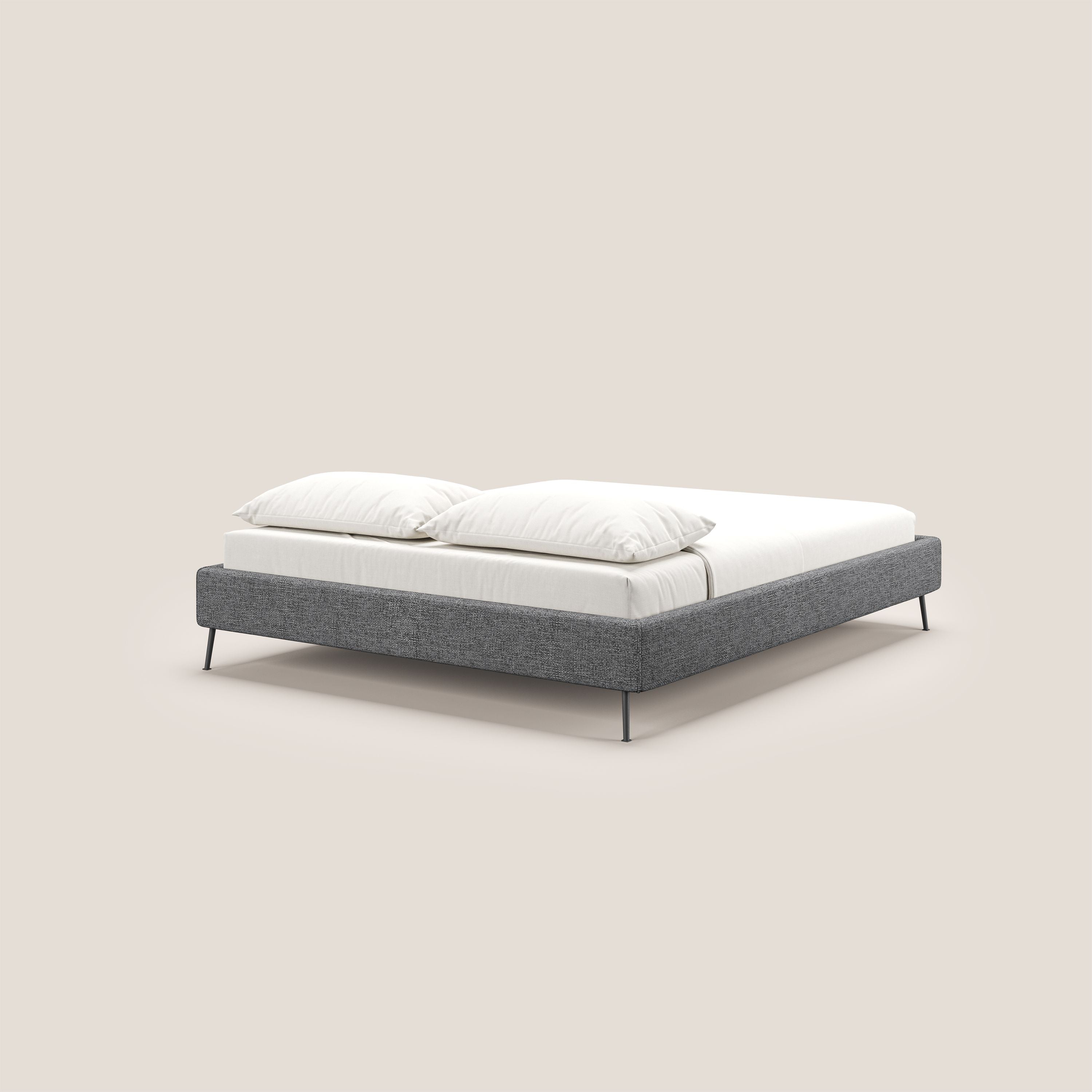 Steve sommier giroletto piedi alti in tessuto impermeabile T10 grigio - divani.store