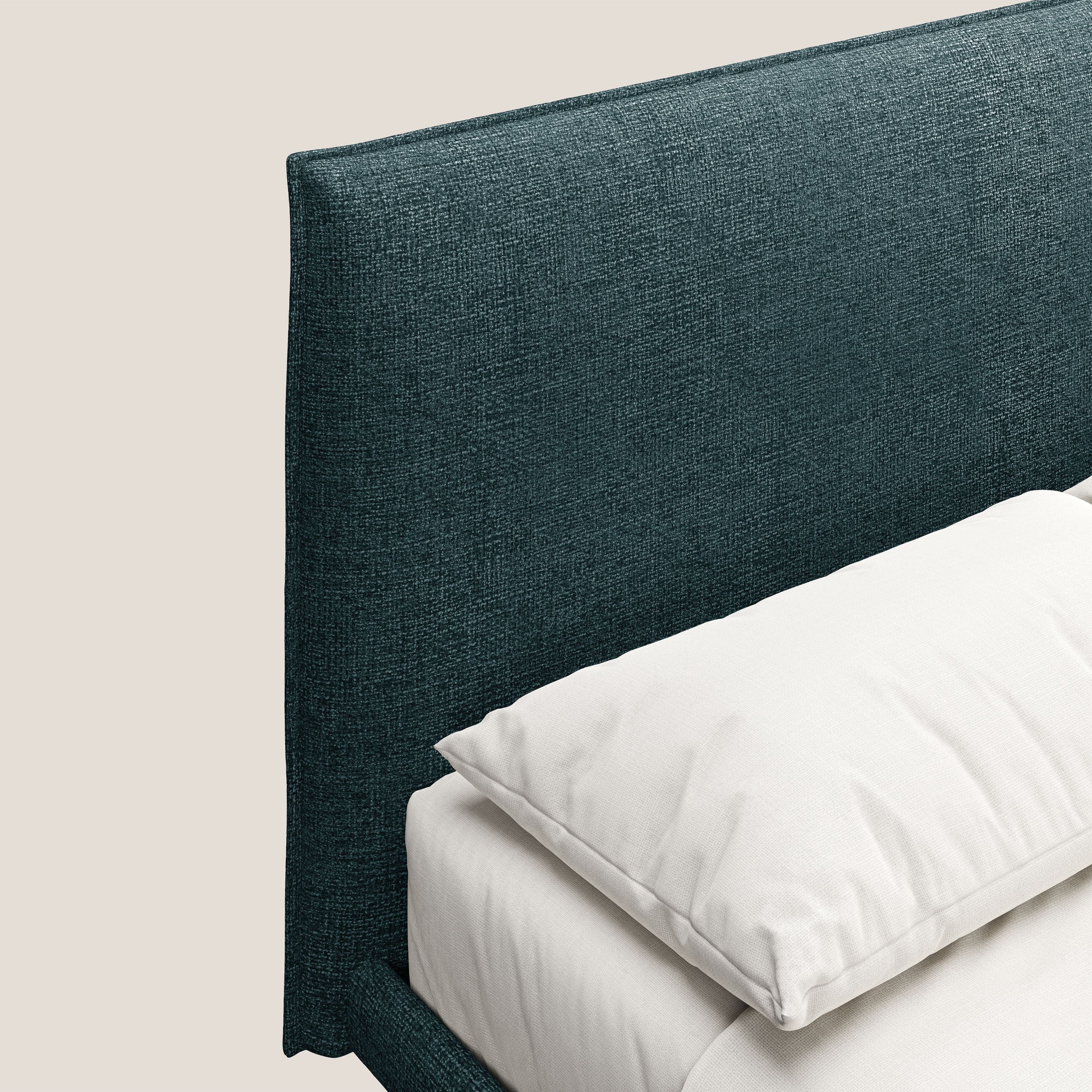 Theo letto imbottito moderno sfoderabile con piedi alti in metallo in tessuto impermeabile T10 petrolio - divani.store