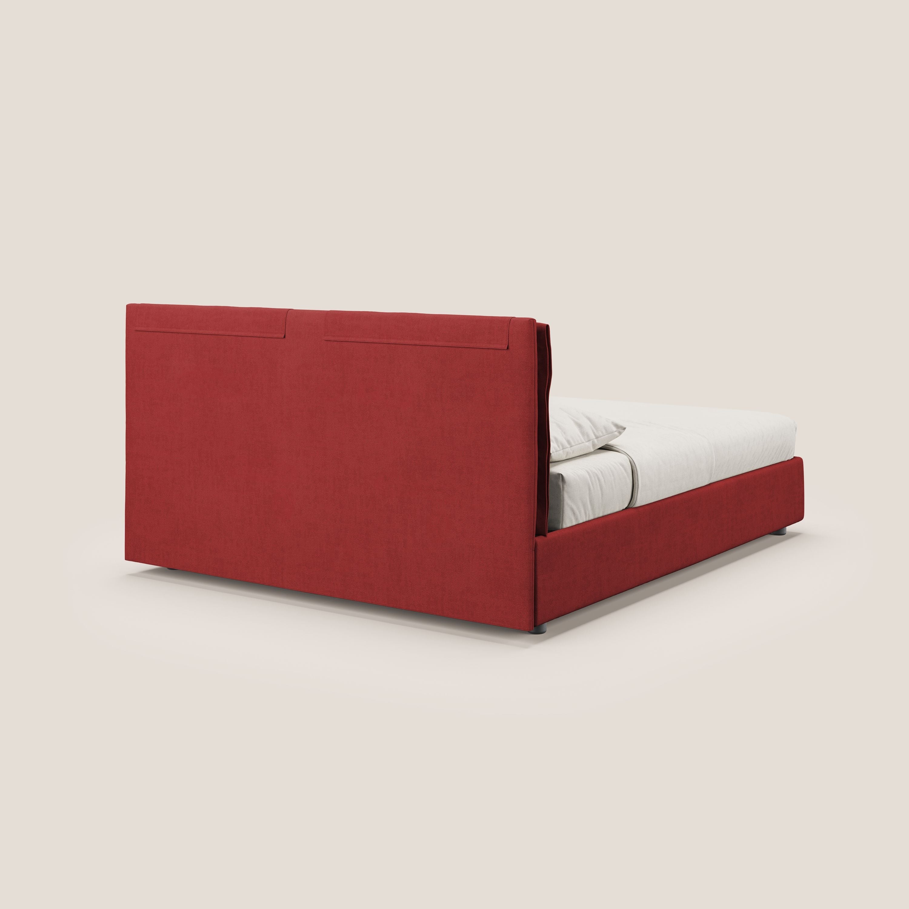 Travis letto contenitore con cuscini mobili trapuntati in tessuto impermeabile T02 rosso - divani.store