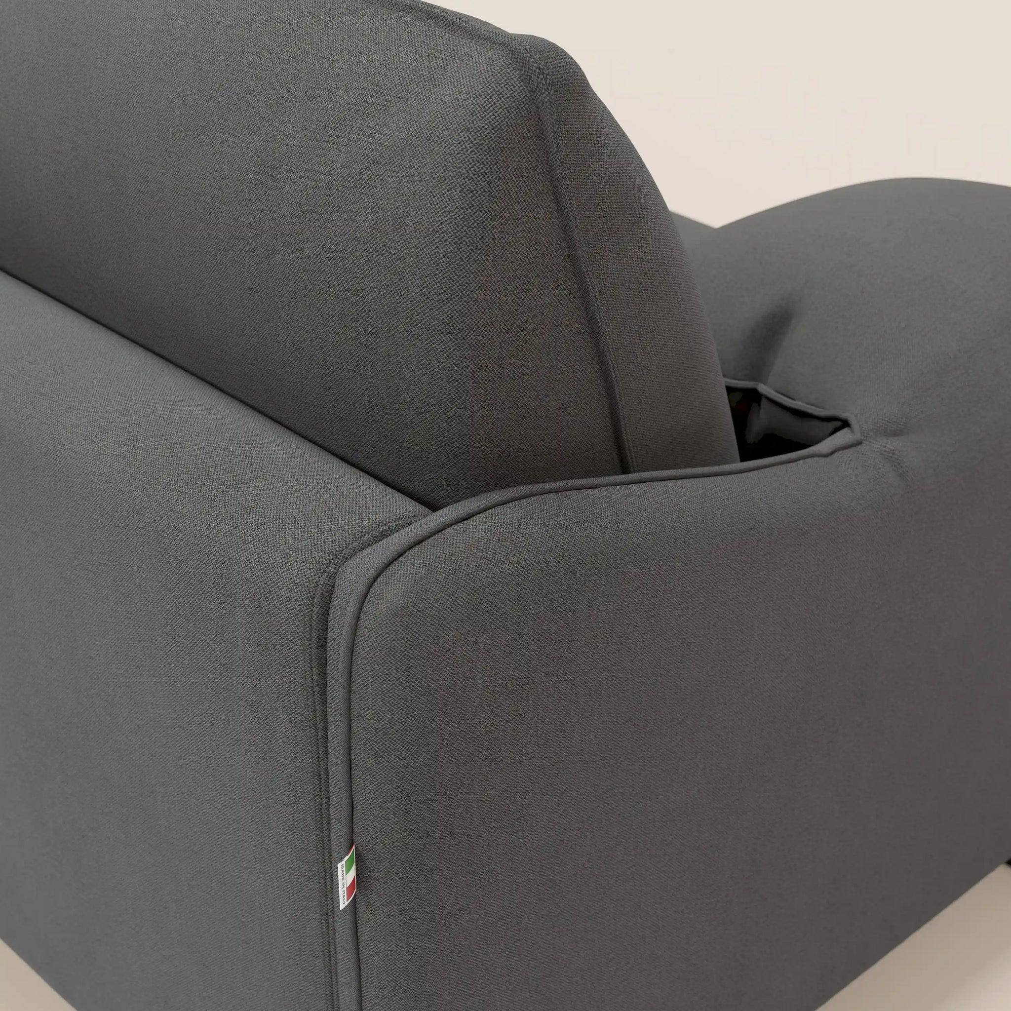Primula divano letto con materasso alto 18 cm - braccioli mobili e tessuto smacchiabile T05