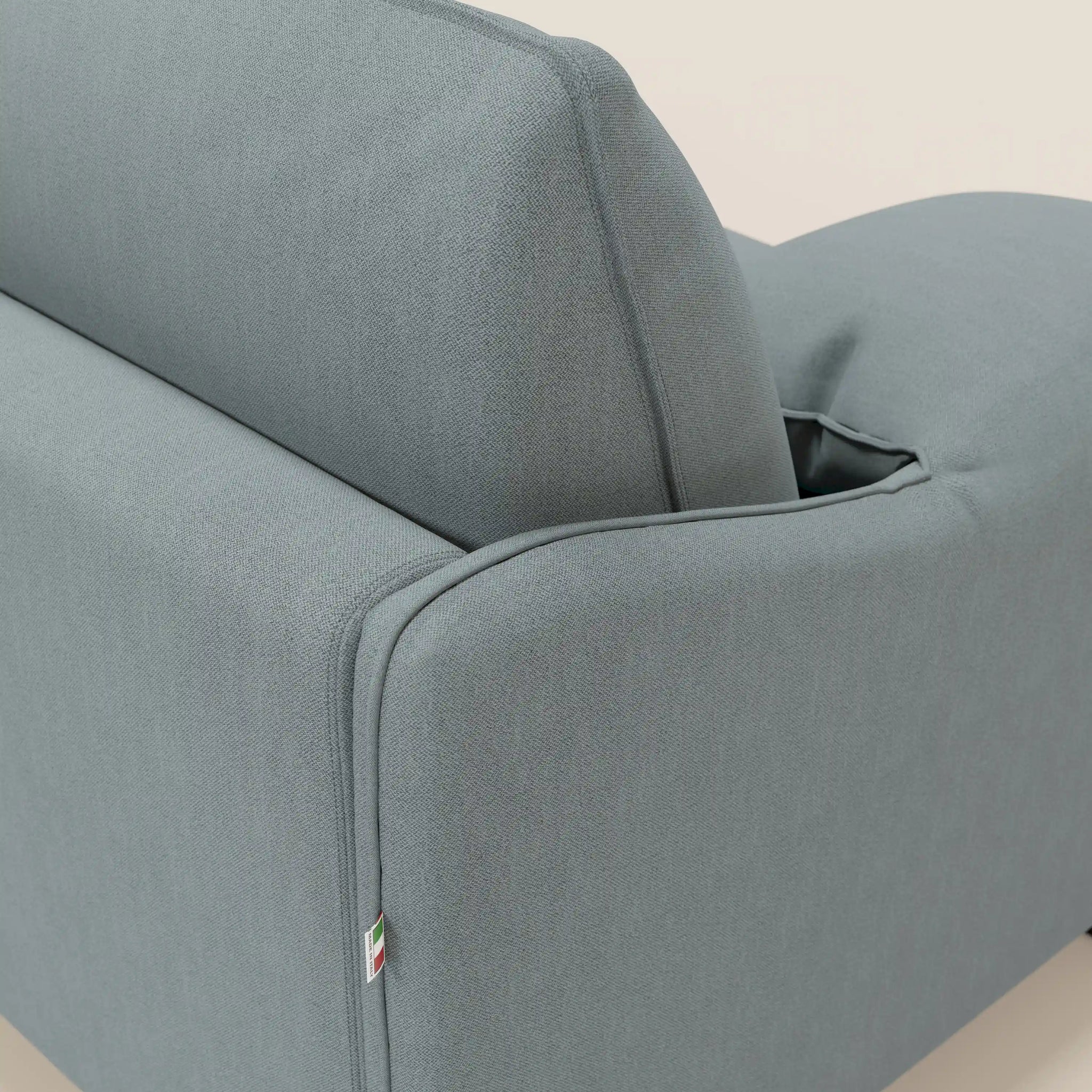 Primula divano letto con materasso alto 18 cm - braccioli mobili e tessuto smacchiabile T05