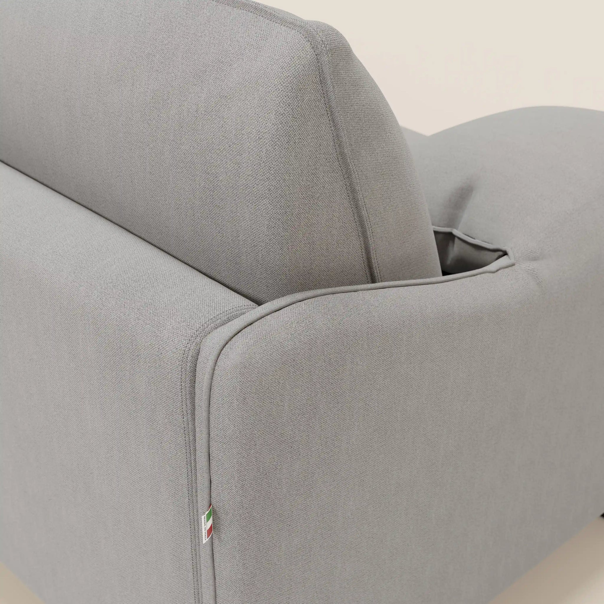 Primula divano letto con materasso alto 18 cm - braccioli mobili e tessuto smacchiabile T05