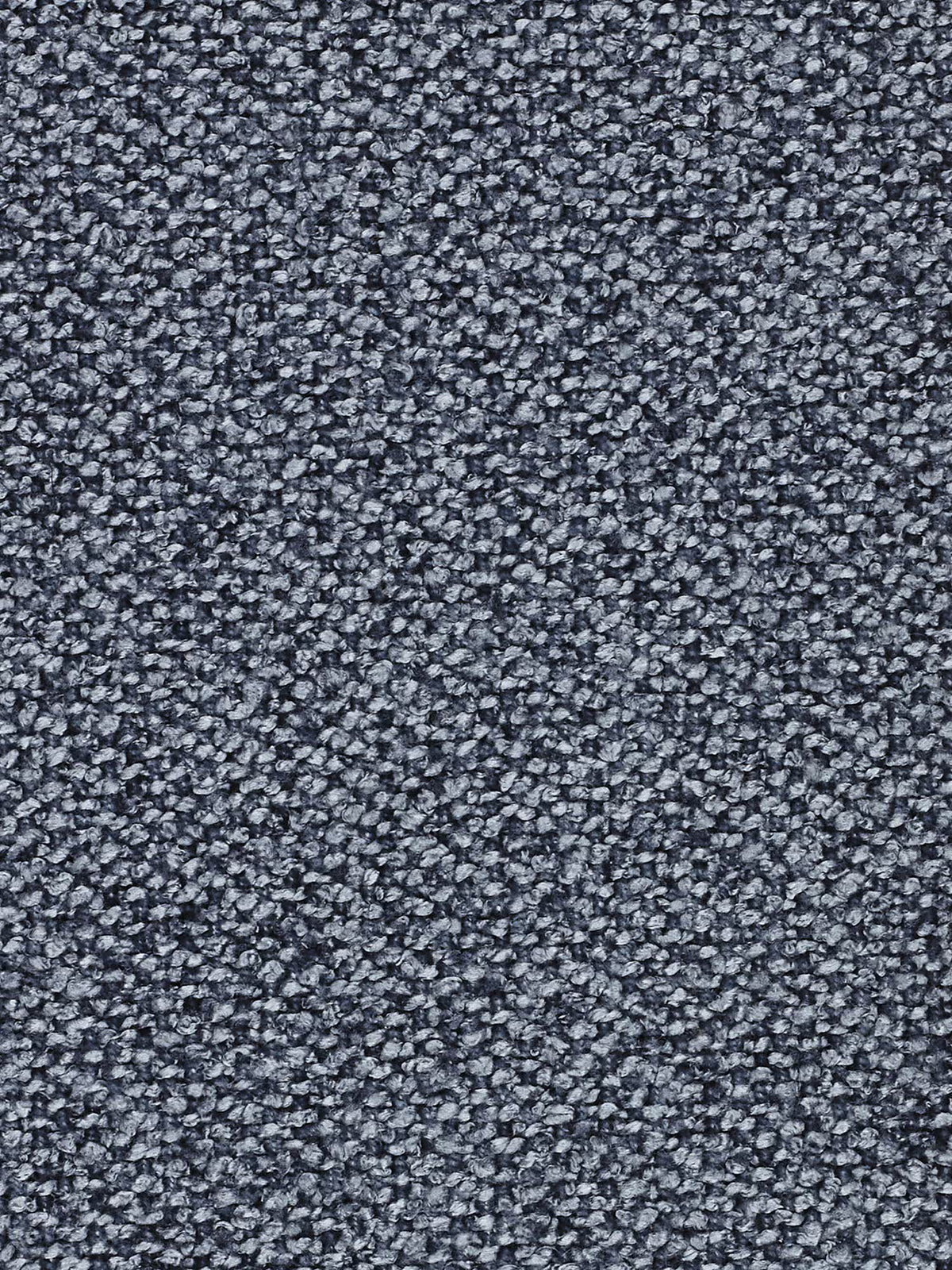Primo piano di un tappeto grigio scuro dalla trama ruvida, con fibre ad anello molto fitte. La superficie appare morbida e uniforme, con sottili variazioni di sfumatura dovute all’orientamento e alla densità delle fibre: perfetta da abbinare al divano Nimbus a 3 posti modulare e componibile da 250 cm – sfoderabile in tessuto smacchiabile effetto cotone t33 di Divani.Store in ambienti moderni. Non sono visibili altri oggetti o motivi.