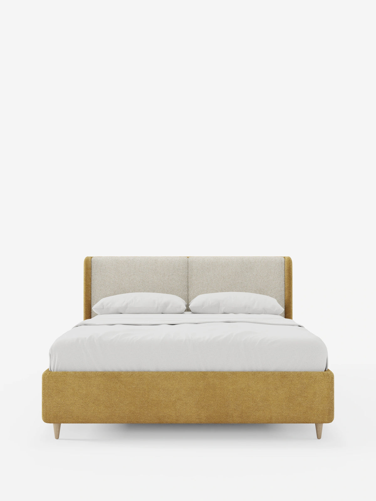 Il letto imbottito bicolore con contenitore VALKIRIA, modello matrimoniale, presenta una struttura giallo senape, una testiera a due pannelli color beige chiaro e una biancheria da letto bianca, il tutto sostenuto da sottili gambe in legno chiaro.