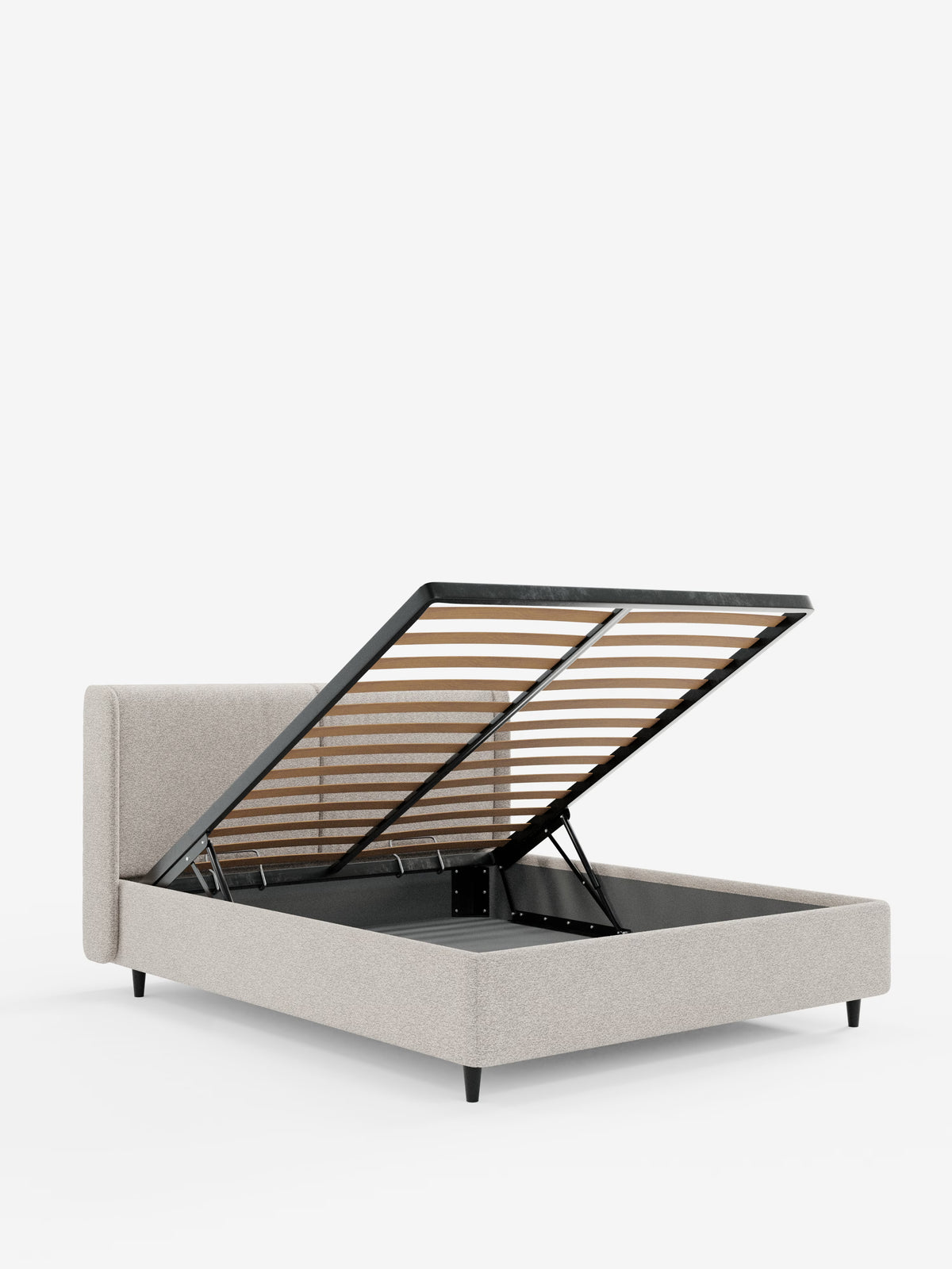 Il letto di design VALKIRIA con vano contenitore e testiera avvolgente di Letti.store è presentato con un morbido rivestimento grigio chiaro certificato Oeko-Tex®, valorizzato da eleganti gambe nere. La rete a doghe si solleva per rivelare un ampio vano contenitore sotto il letto, mentre lo sfondo bianco a tinta unita ne esalta lo stile contemporaneo e le caratteristiche pratiche, tra cui due cuscini imbottiti sulla testiera avvolgente.