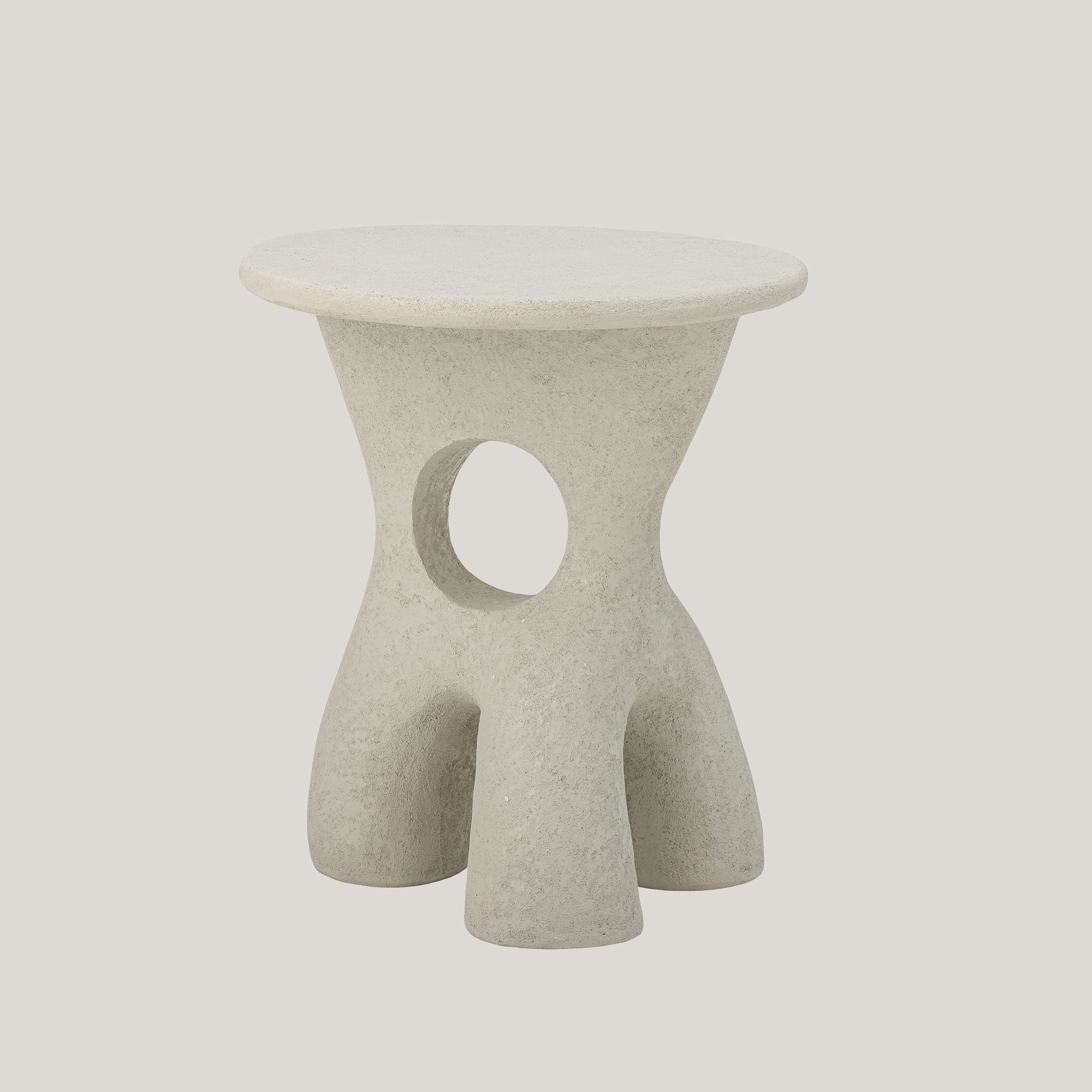 Shop online Amiee tavolino scultoreo tondo dalla forma organica in poliresina bianco - divani.store