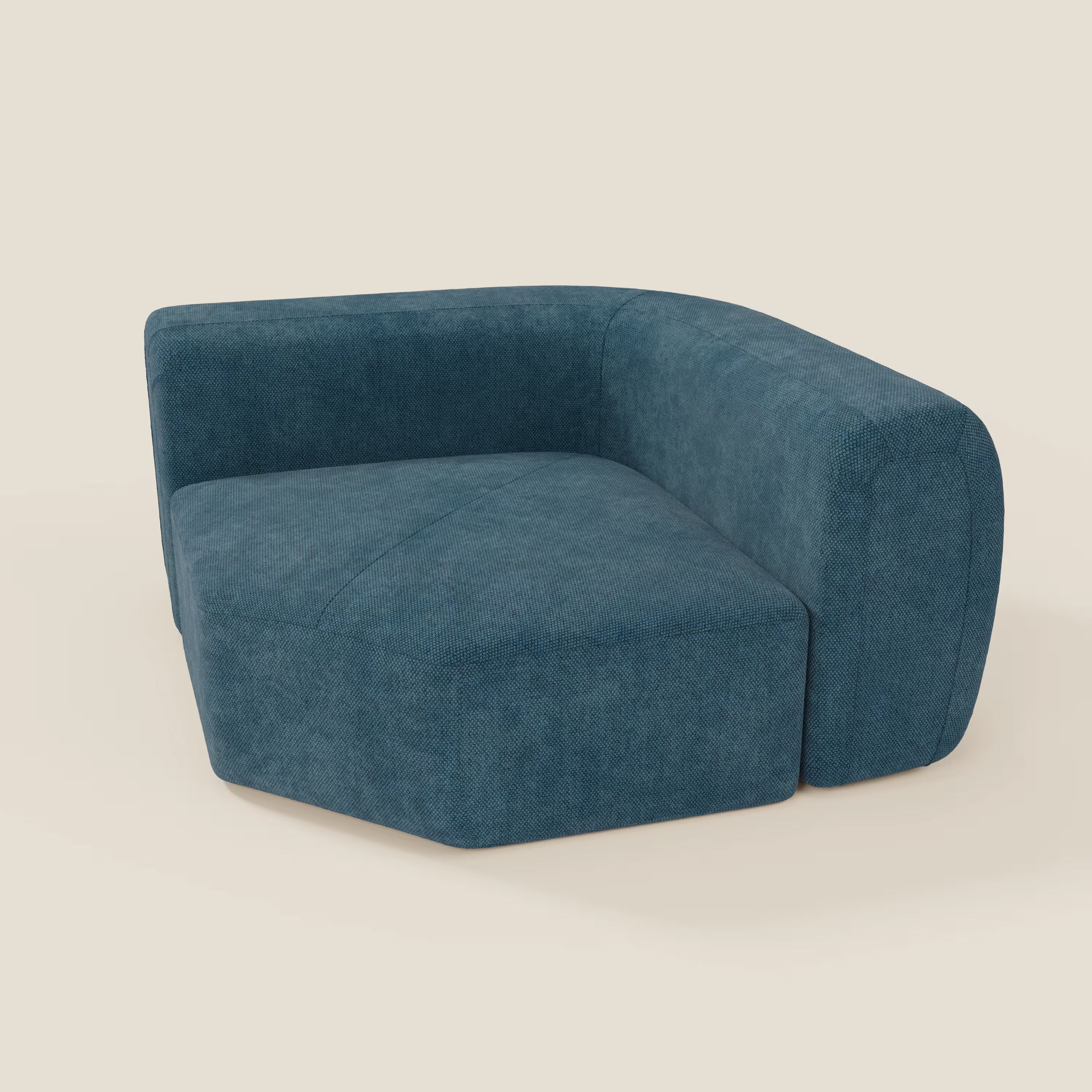 Il BonBon Modulo angolare - Divano componibile GF edition petrolio di Divani.Store è caratterizzato da una forma moderna ispirata al pentagono e da un colore blu intenso, ideale per aggiungere lo stile Grande Fratello 2025 al vostro spazio.