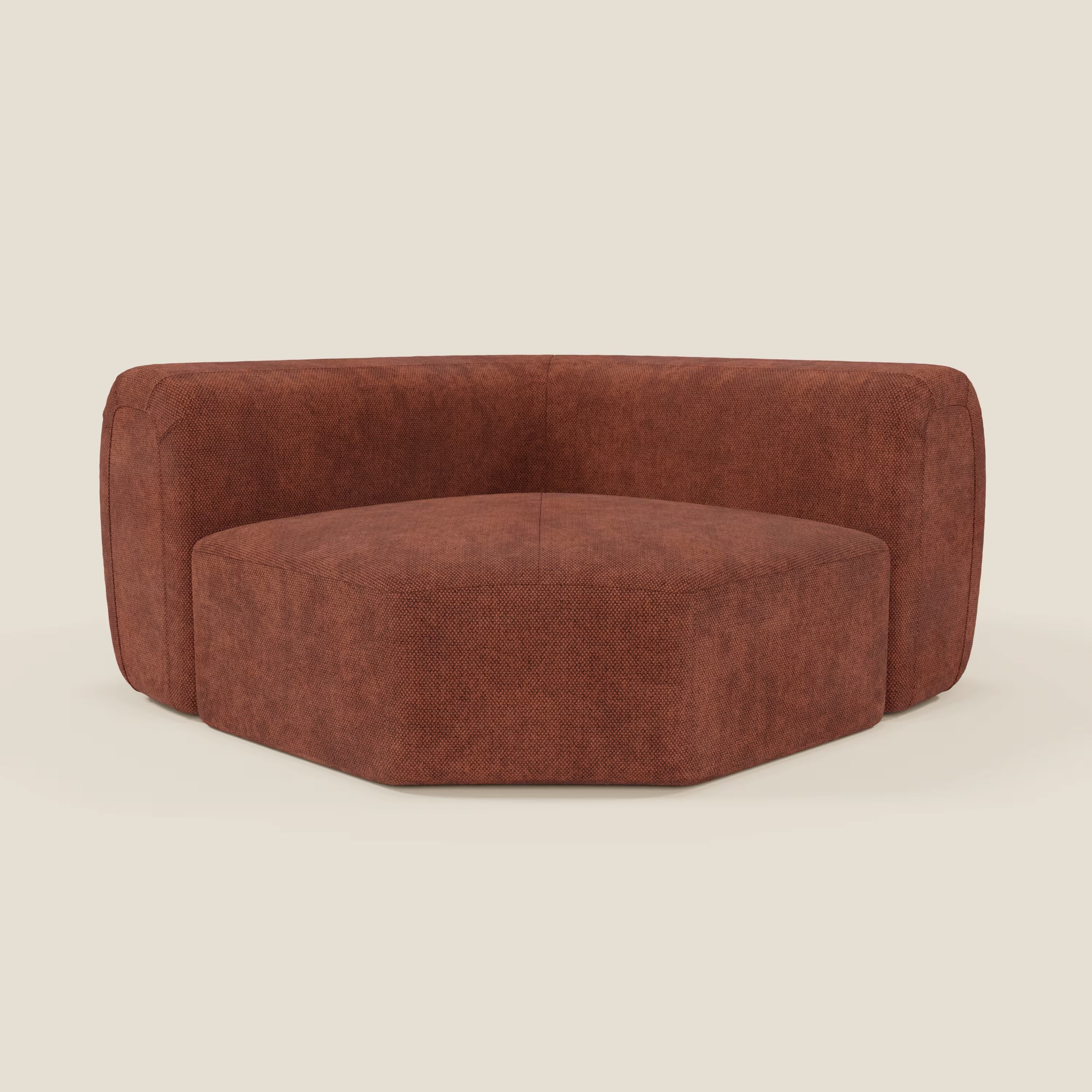 Il tappeto BonBon Modulo angolare - Divano modulare componibile GF edition di Divani.Store, color ruggine, è caratterizzato da un design geometrico moderno e di basso profilo con bordi morbidi e arrotondati, ispirato alle tendenze di Grande Fratello 2025.