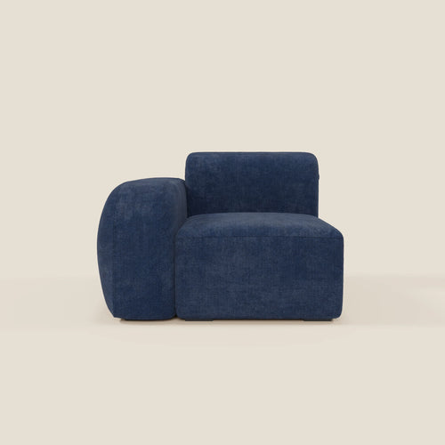 La poltrona BonBon modulo terminale 105 cm sinistro o destro - Grande Fratello edition blu navy di Divani.Store è una poltrona moderna di colore blu intenso con seduta bassa e larga e bracciolo sinistro spesso e arrotondato, dal design semplice e a blocchi. Prodotto in Italia.