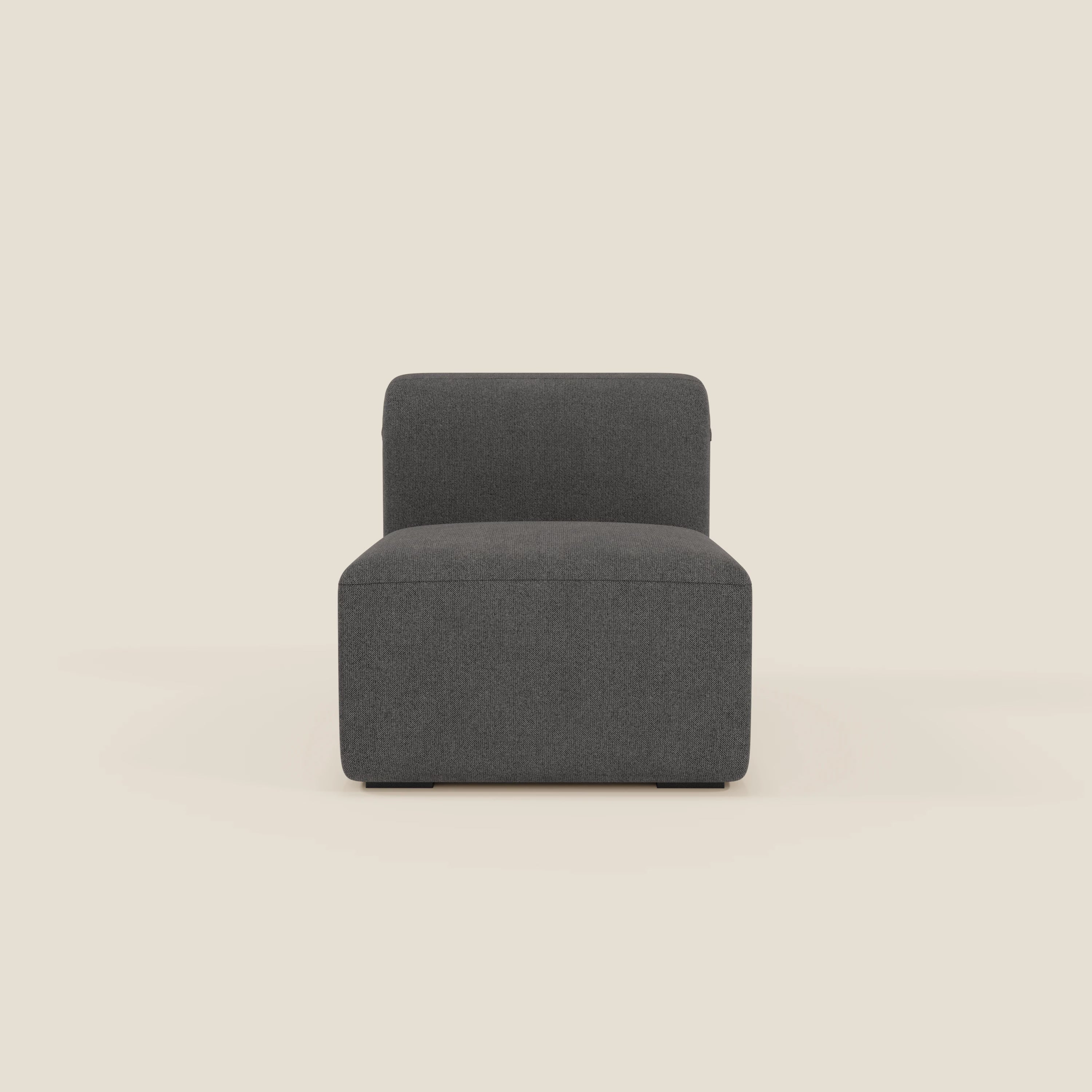 BonBon modulo centrale 70 cm di Divani.Store è un moderno mobile senza braccioli in tessuto antracite antimacchia T23, con seduta rettangolare, schienale leggermente arrotondato e gambe corte e nascoste, su sfondo beige chiaro.